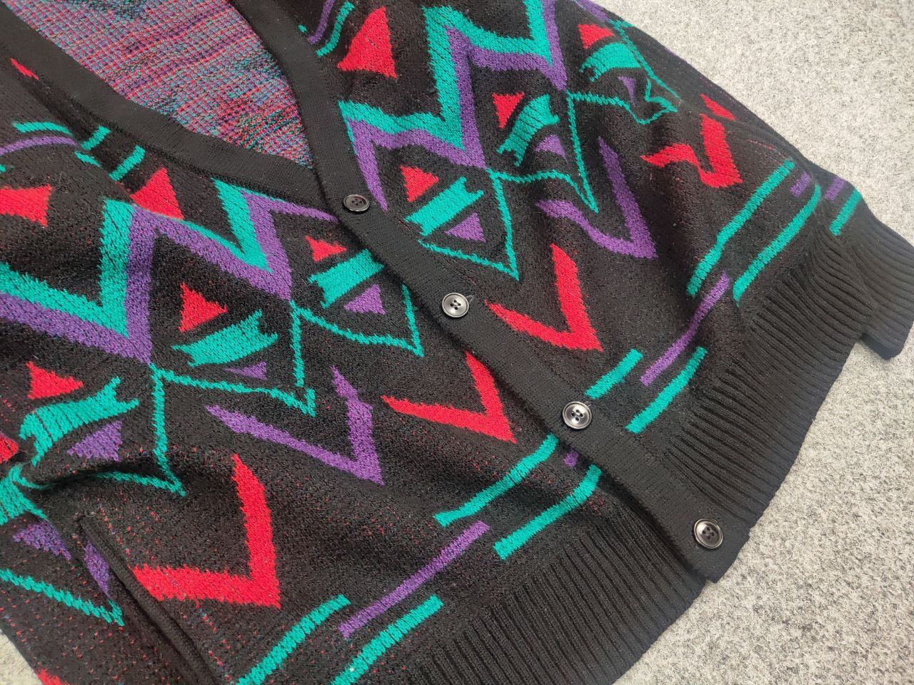 Japanese Brand Vintage 90's Japan style geometric knit Sweater Cardigan Size US L / EU 52-54 / 3 - 11 Thumbnail