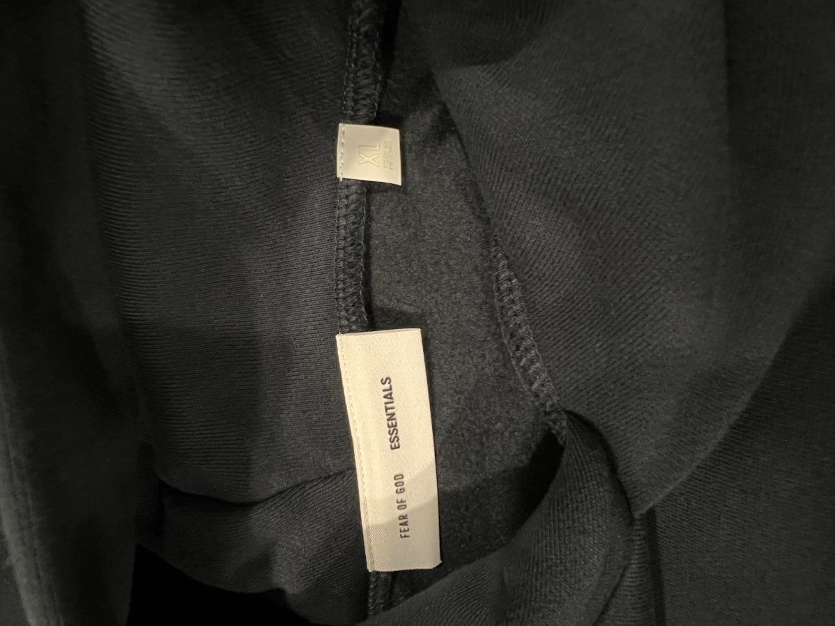 Fear of God Essentials jet black classic fleece Hoodie Size US XL / EU 56 / 4 - 5 Thumbnail