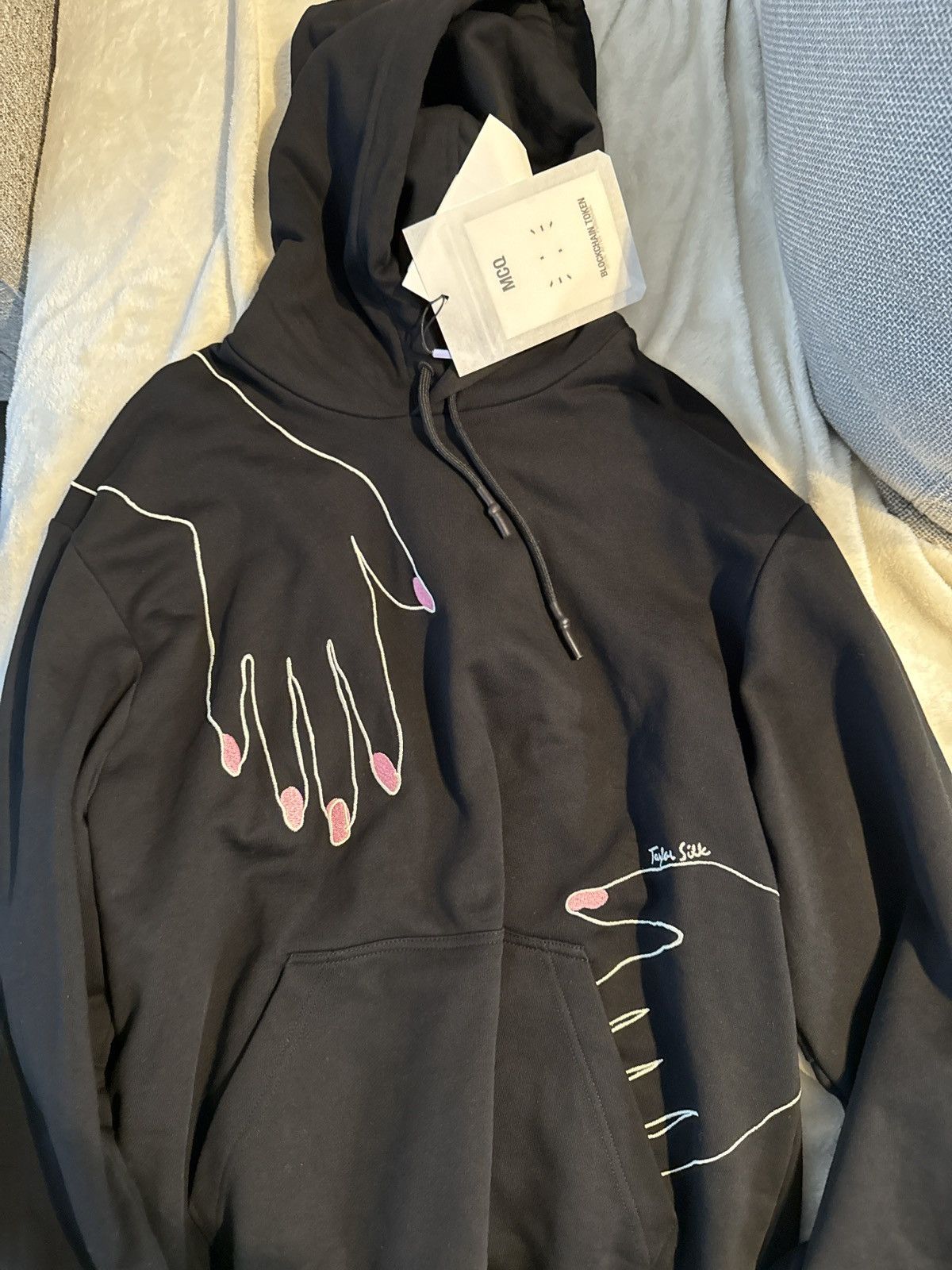 MCQ MCQ Man Black Hoodie With Taylor Silk Edition Size US M / EU 48-50 / 2 - 5 Thumbnail