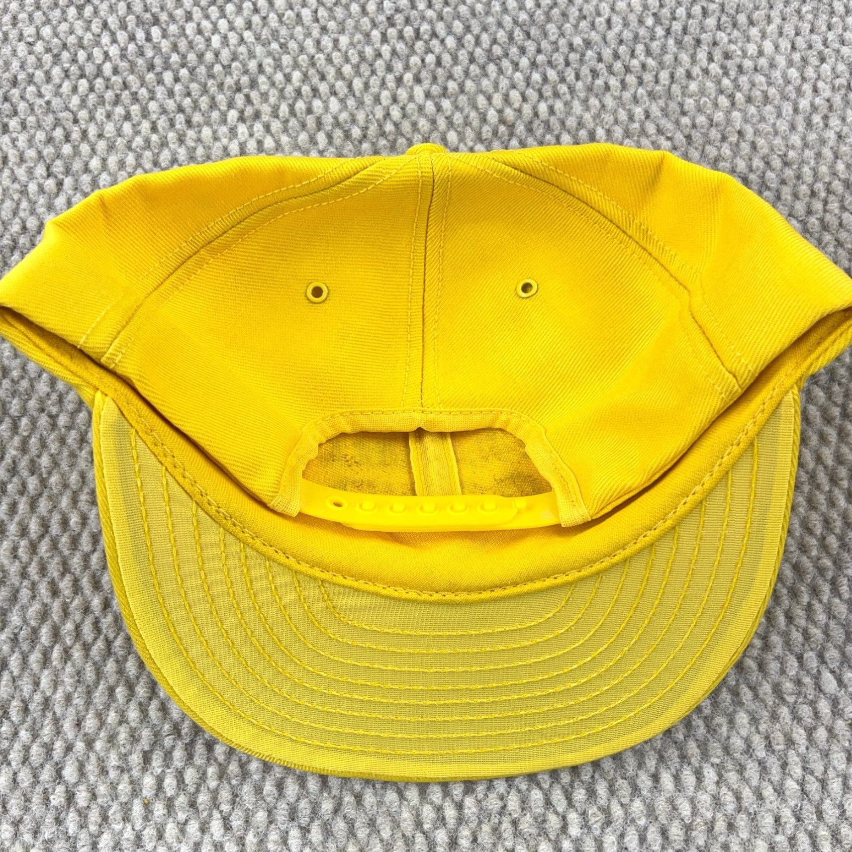 Vintage VINTAGE Louisville MFG Trucker Hat Cap Adult One Size Yellow Cotton Twill 80s Classic Outdoor Workwear Adjustable Mens Size ONE SIZE - 5 Thumbnail