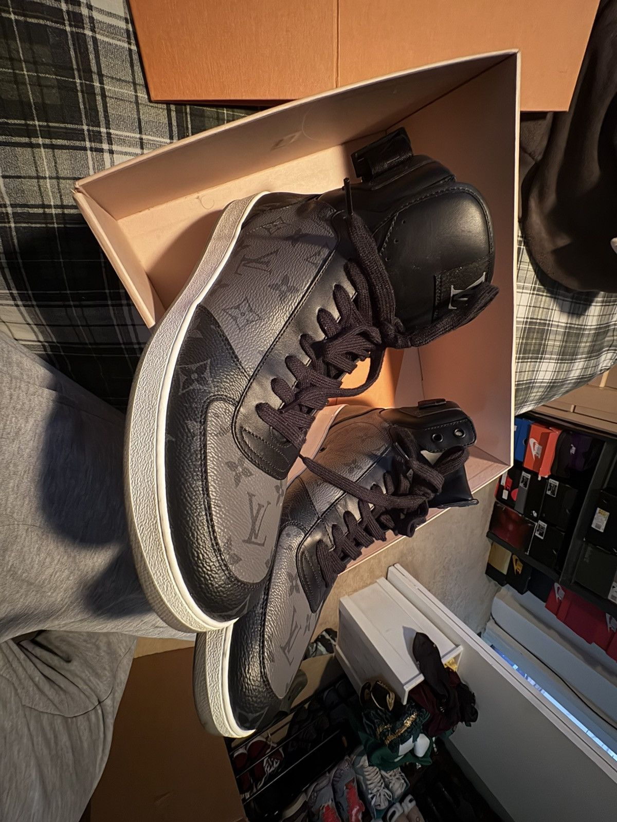 Louis Vuitton Size 10.5 rivoli gently used LV Size US 10.5 / EU 43-44 - 3 Thumbnail