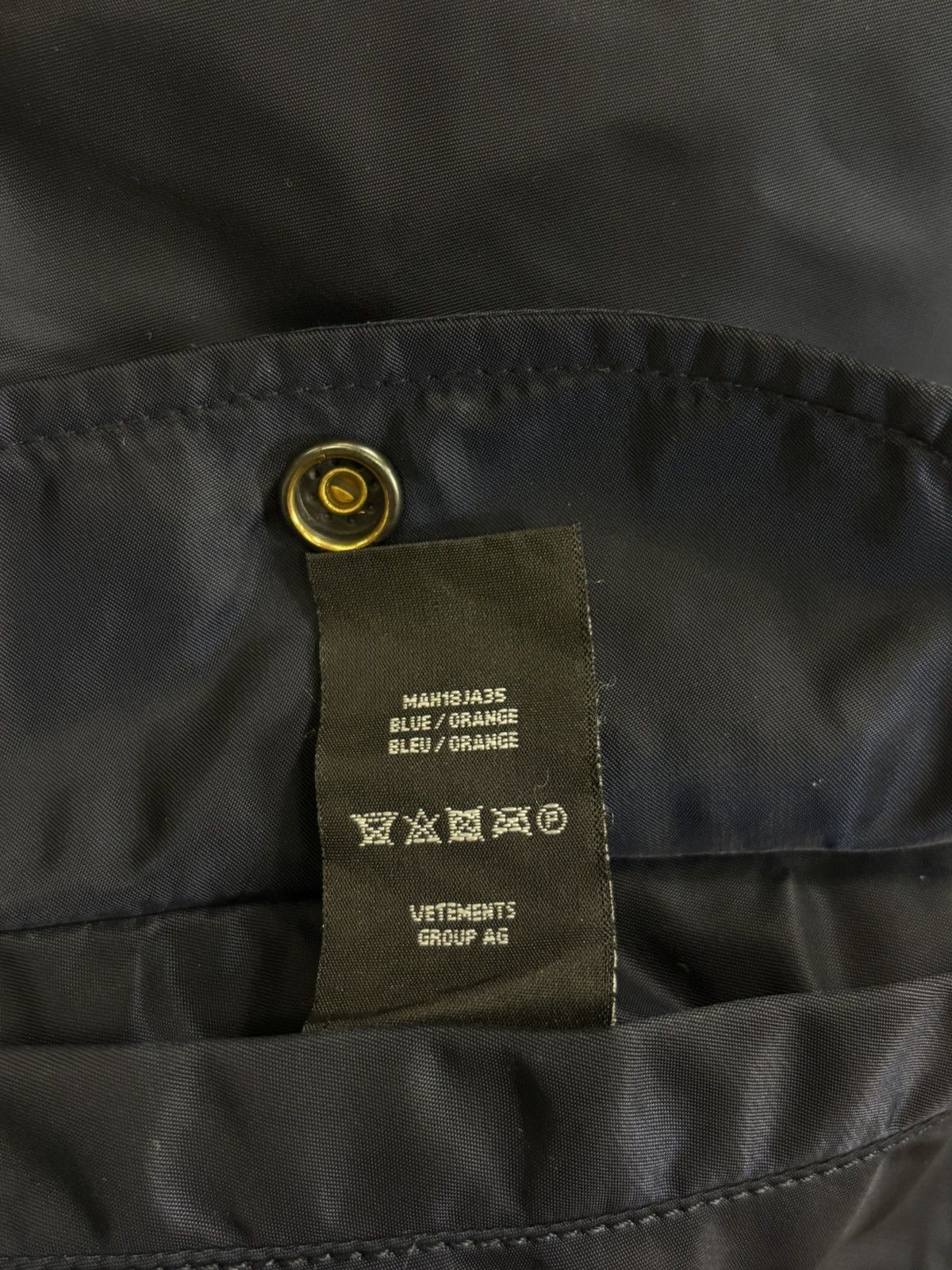 Alpha Industries × Vetements Vetements x Alpha FW18 Reversible Hooded Bomber Jacket Size US XS / EU 42 / 0 - 21 Thumbnail