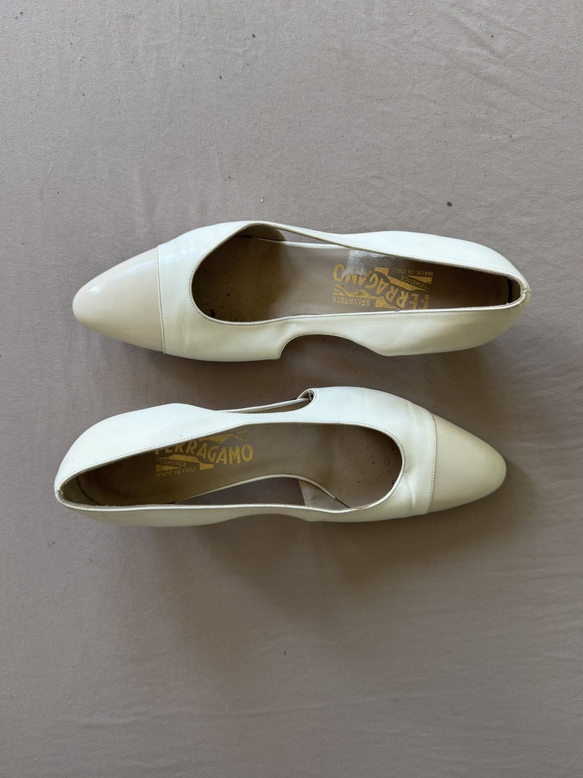 Salvatore Ferragamo Vintage Salvatore Ferragamo Leather Pumps Size US 8 / IT 38 - 2 Thumbnail