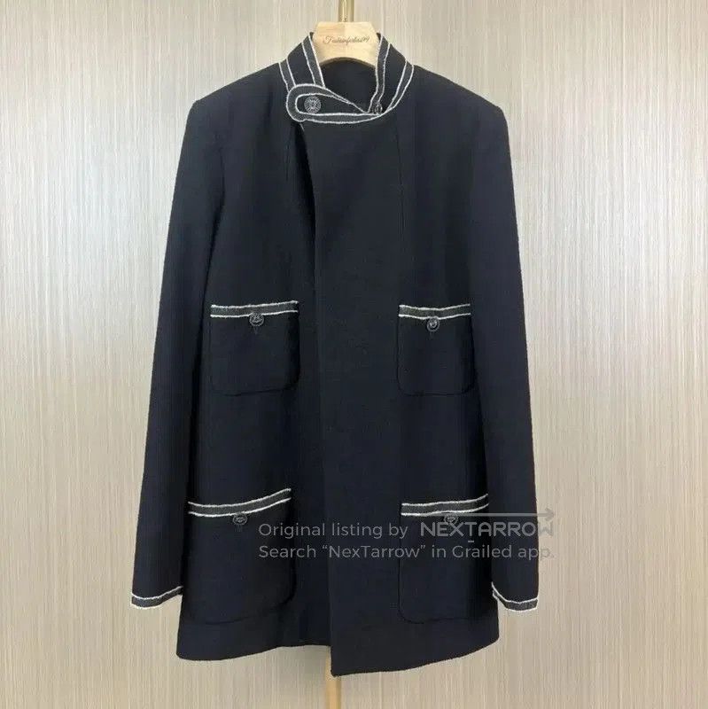 Chanel Chanel Black Wool Women's Coat . Size M / US 6-8 / IT 42-44 - 1 Thumbnail