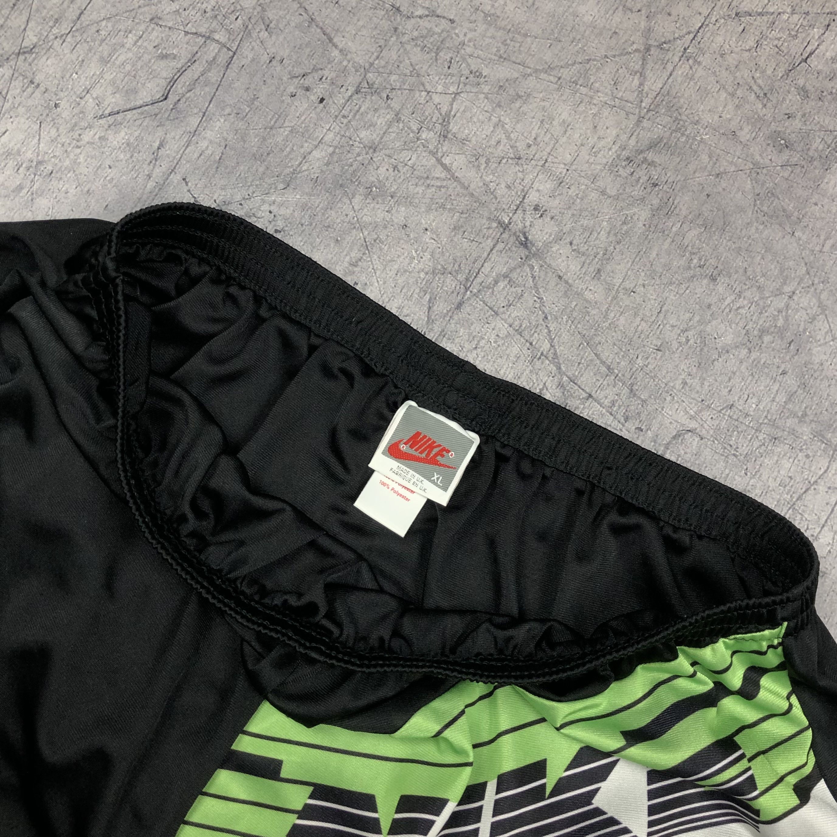 Nike 80s Nike Nylon Shorts Running Vintage Size US 40 / EU 56 - 5 Thumbnail