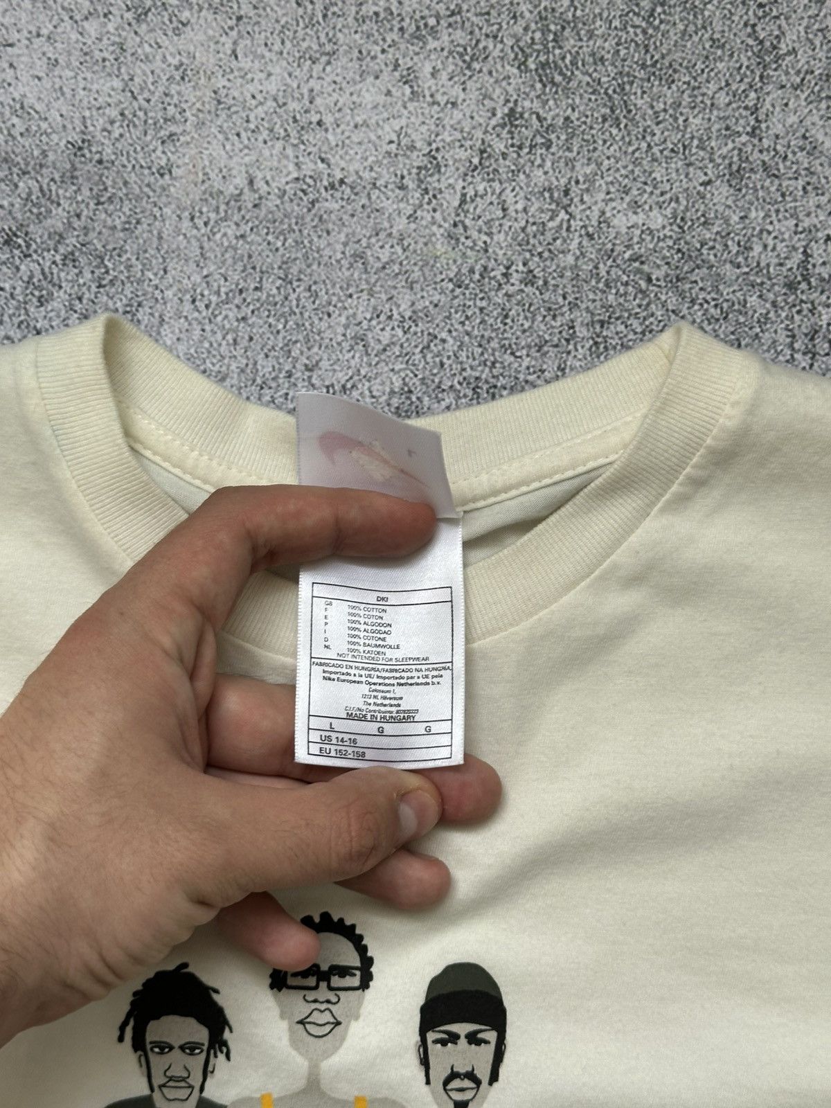 Nike Vintage Nike T-shirt Basketball Print Centre Size US XS / EU 42 / 0 - 10 Thumbnail