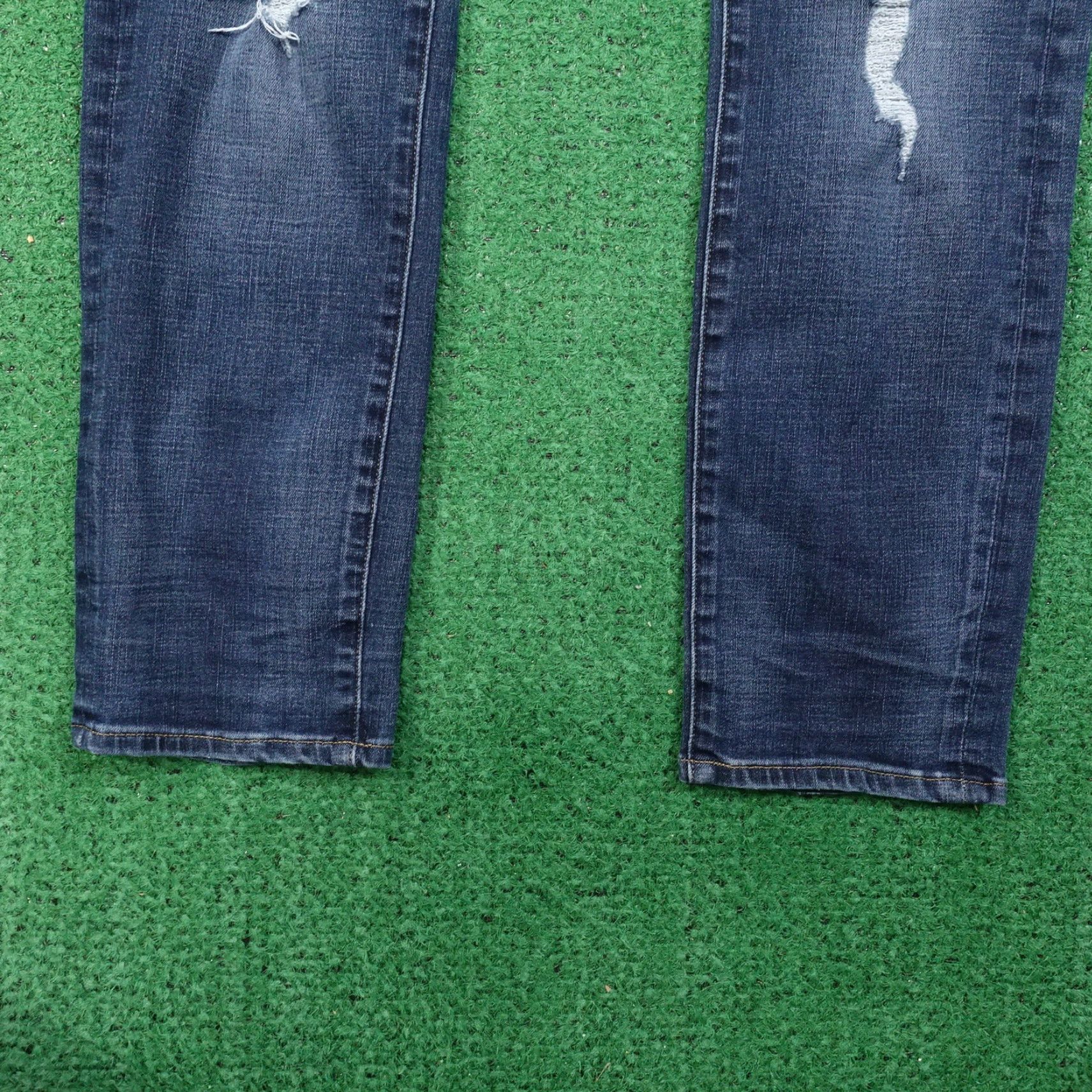 American Eagle Outfitters AMERICAN EAGLE EXTREME FLEX SLIM STRAIGHT DISTRESSED DENIM JEANS MENS 26X28 BLUE Size US 26 / EU 42 - 4 Thumbnail
