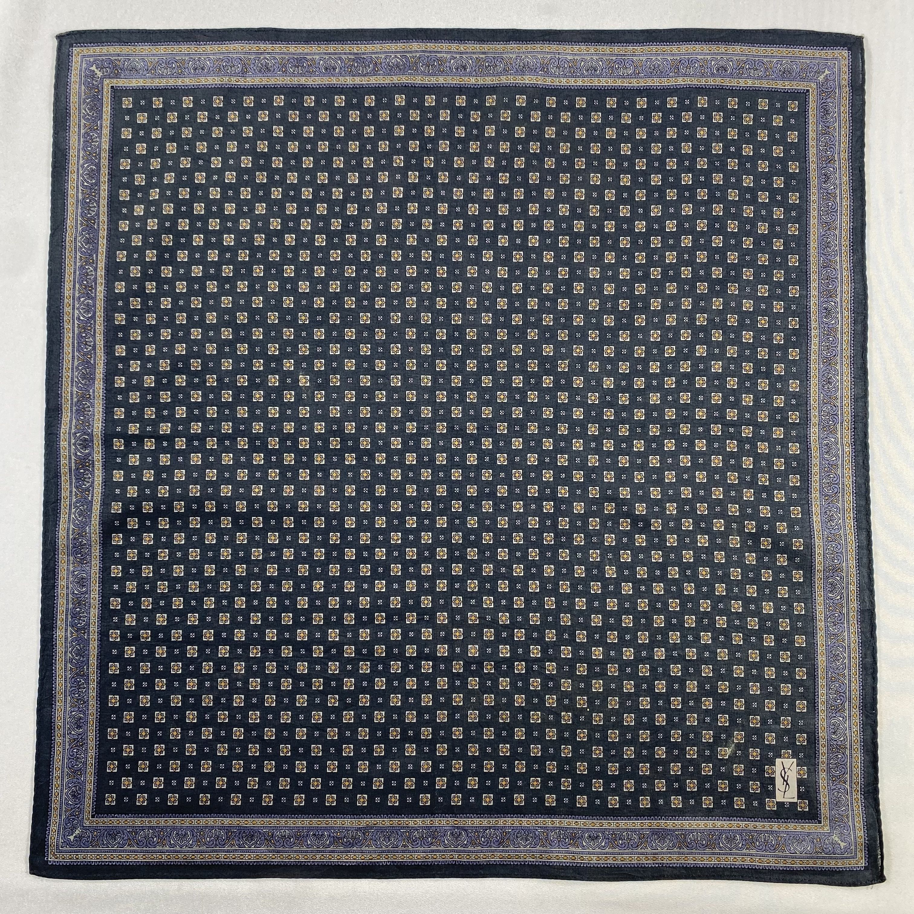 Vintage Yves Saint Laurent Handkerchief / Neckerchief-P1179 Size ONE SIZE - 1 Thumbnail