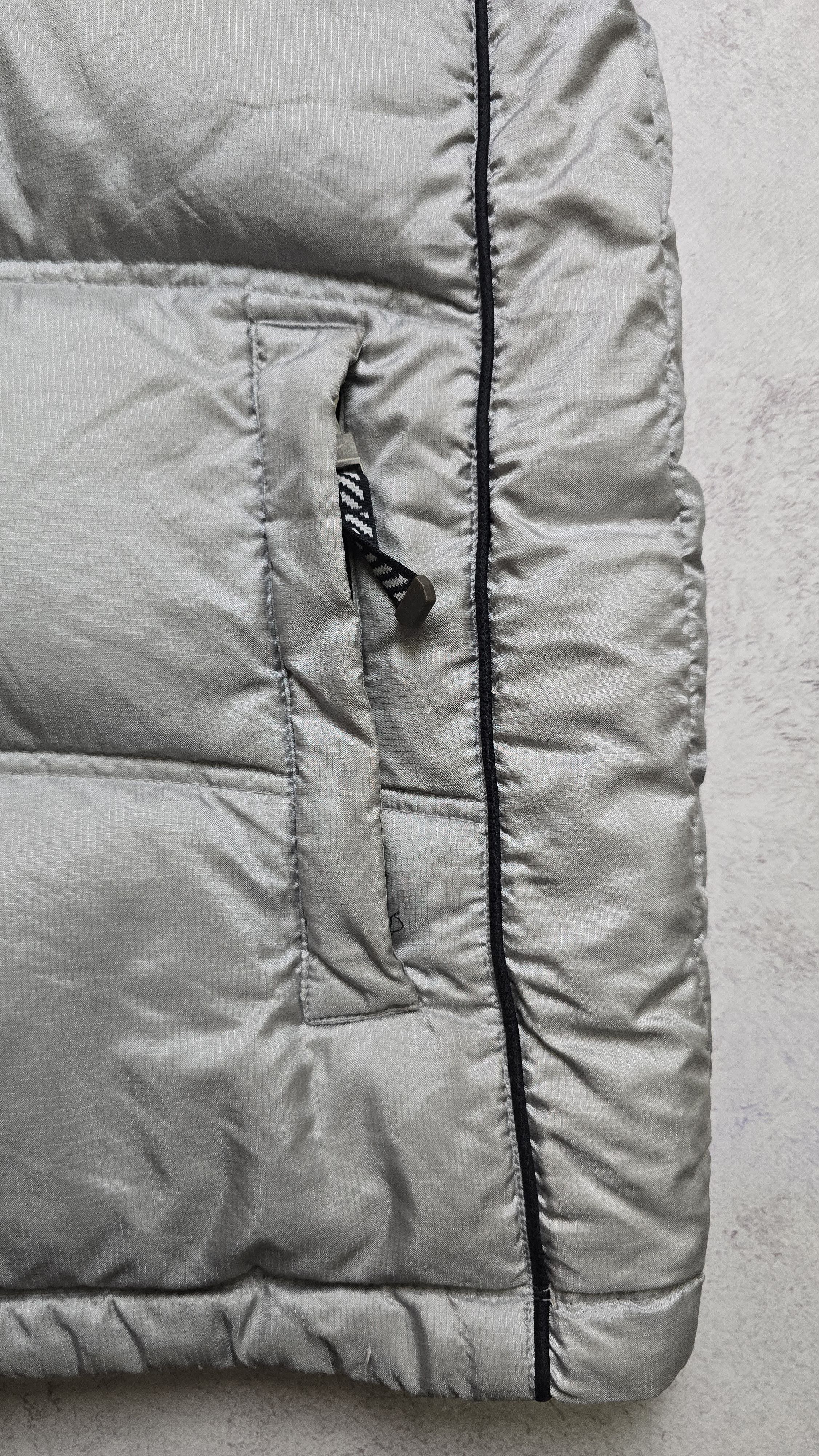 Nike Nike Vintage Y2K Silver Down Puffer Jacket Heavy Winter Coat Size US M / EU 48-50 / 2 - 13 Thumbnail