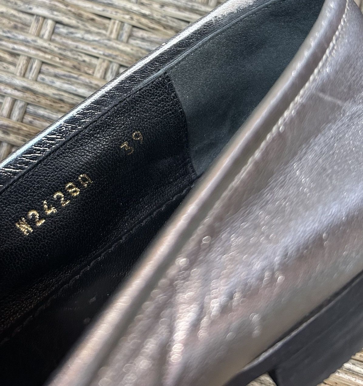 Tom Ford × Vintage Vintage Tom Ford Silver Leather Chain Loafer Flats MUCH WORN Size US 9 / IT 39 - 10 Thumbnail