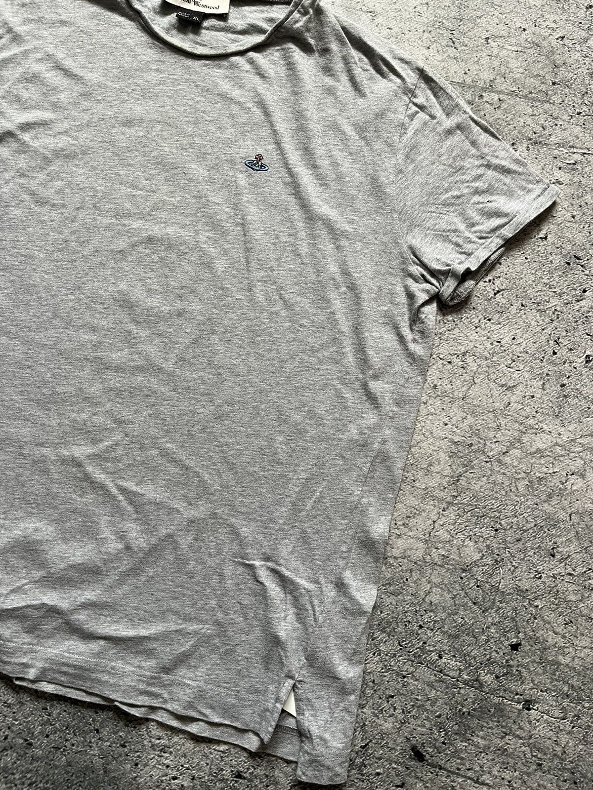 Vivienne Westwood 🔥Vintage Vivienne Westwood T Shirt Khaki Gray Size US XL / EU 56 / 4 - 3 Thumbnail