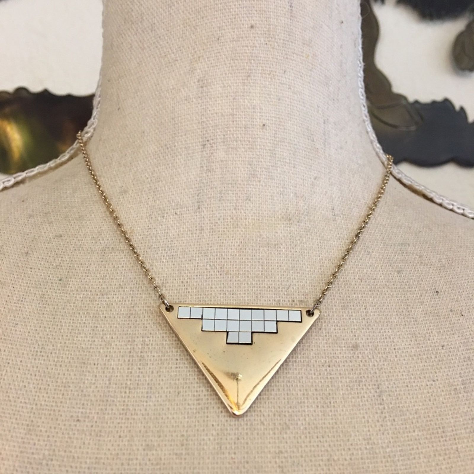 Vintage Vintage gold and silver tone triangle necklace Size ONE SIZE - 1 Thumbnail