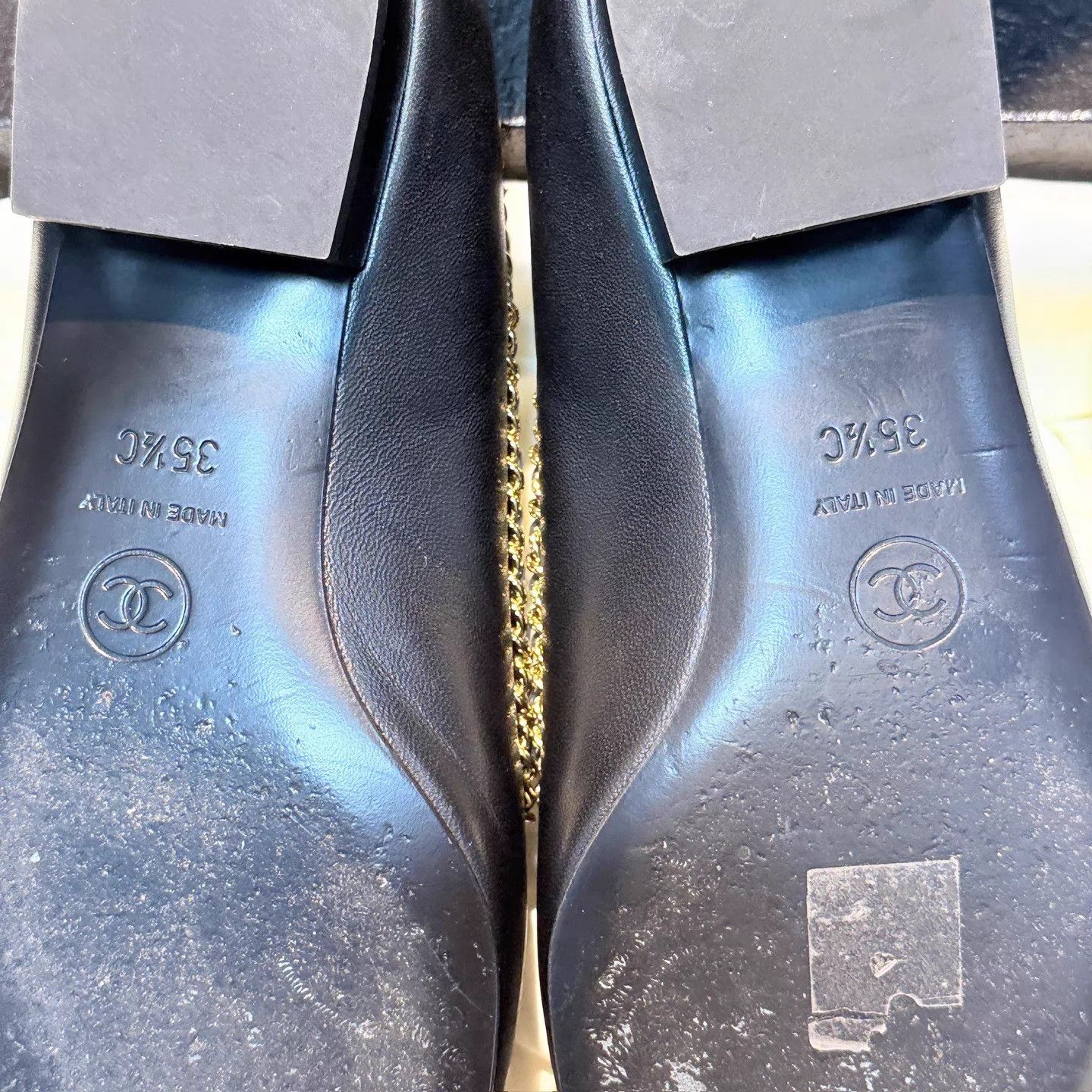 Chanel CHANEL Black & Gold Double C Loafer 99 New EU35.5 Size US 5 / IT 35 - 7 Thumbnail