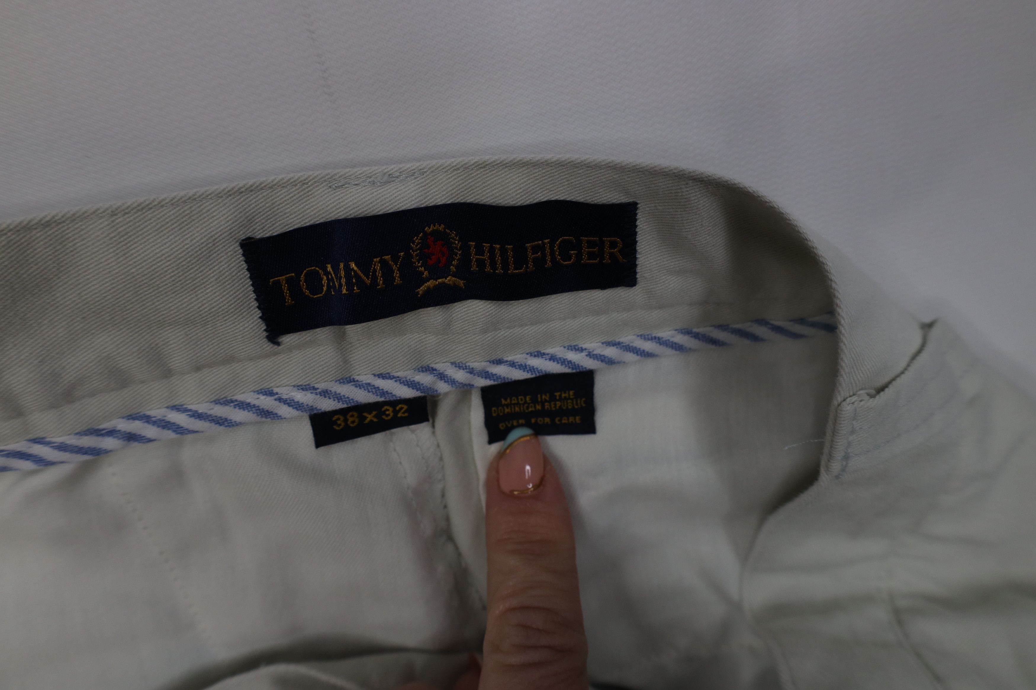 Tommy Hilfiger Vintage 90s Tommy Hilfiger Wide Leg Chino Pants Stone Cotton Size US 38 / EU 54 - 7 Thumbnail