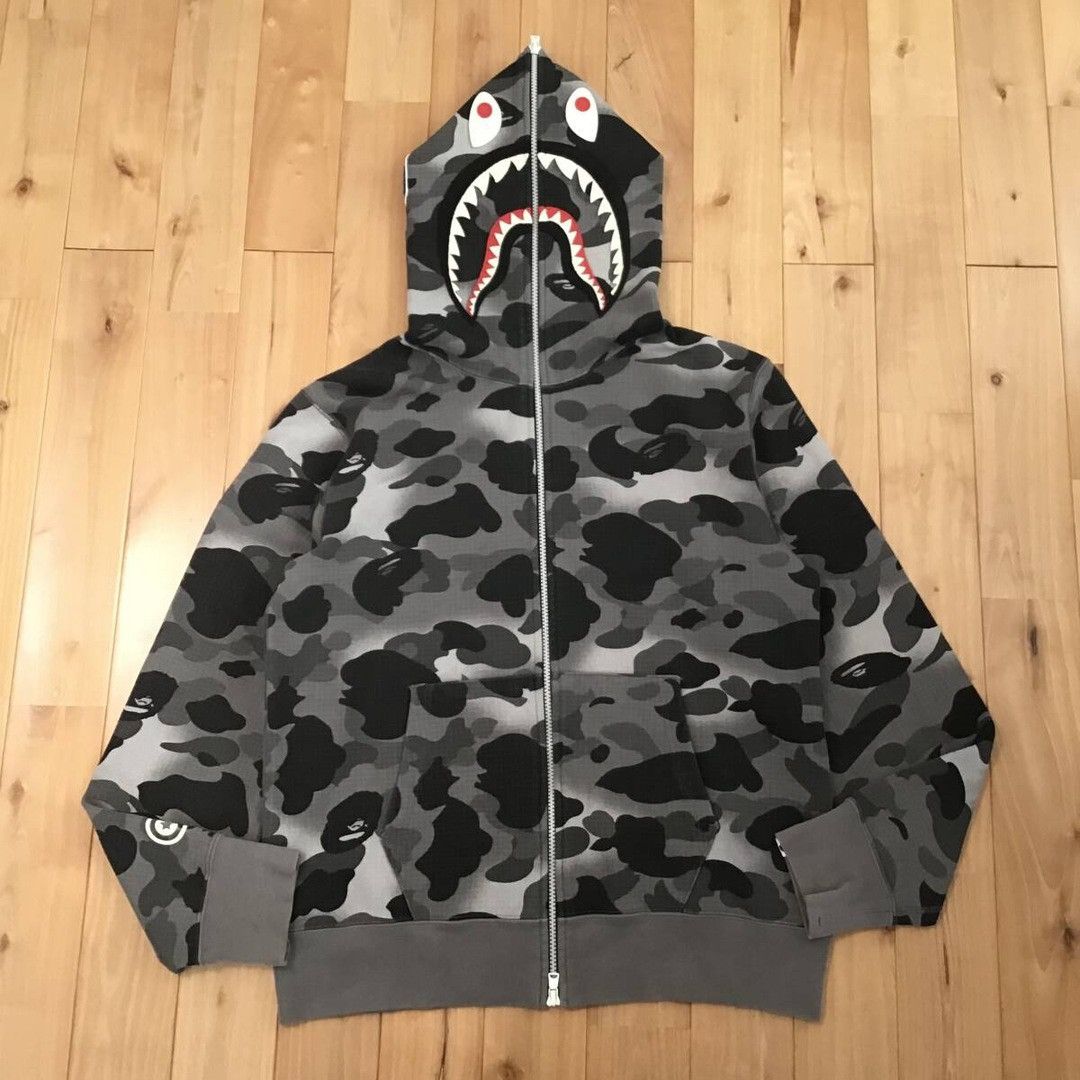 Bape 💫Glow in the dark💫 BAPE Grid camo shark full zip hoodie APE Size US M / EU 48-50 / 2 - 2 Thumbnail