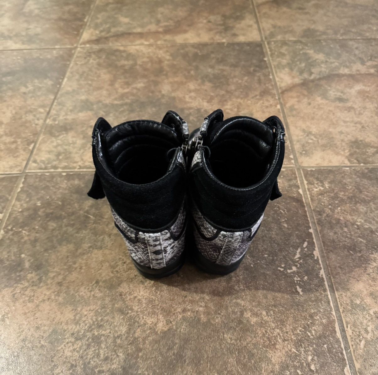 Isabel Marant Isabel Marant high top sneaker. Size US 6 / IT 36 - 3 Thumbnail