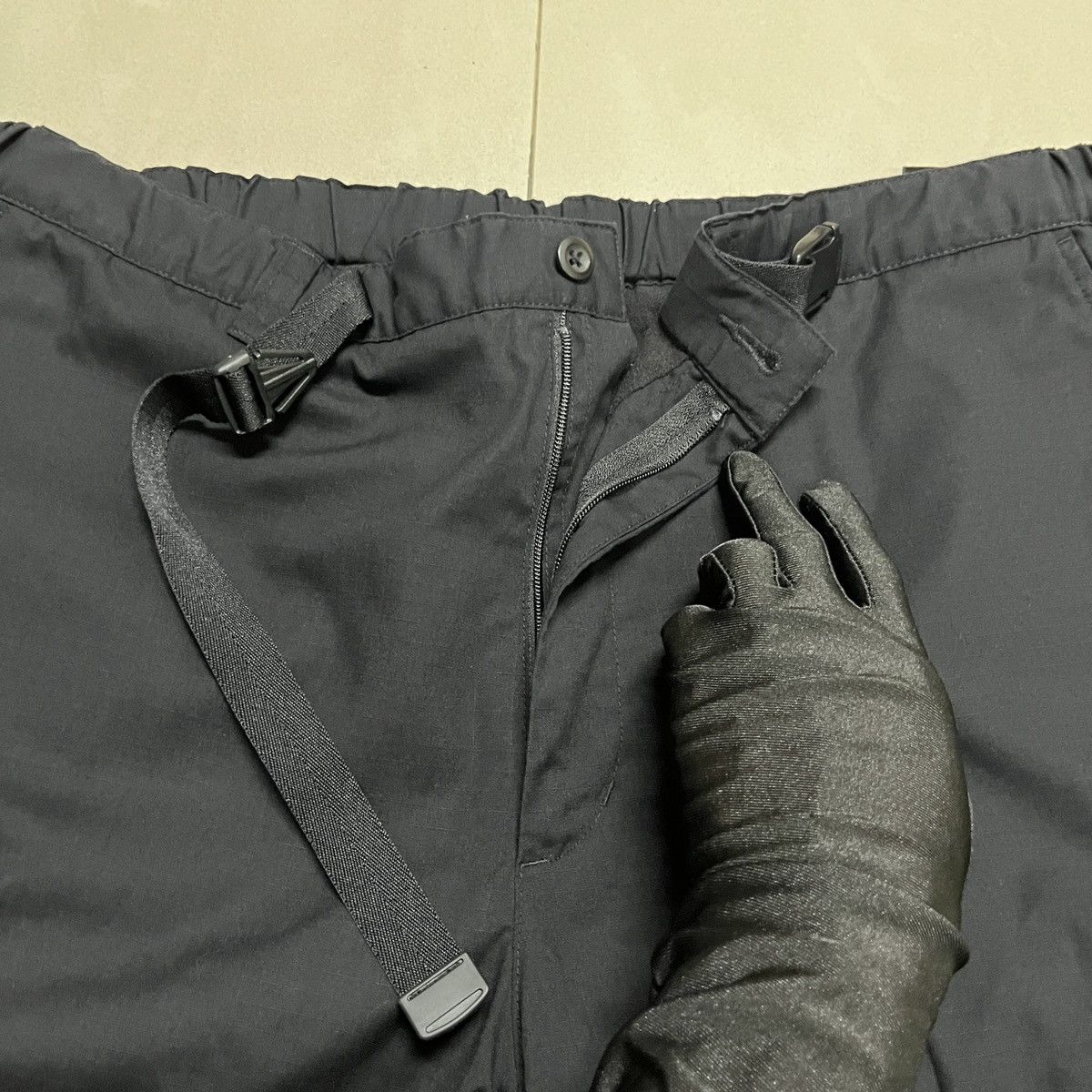 Japanese Brand × Uniqlo Uniqlo Hiking Cargo Pants Size US 34 / EU 50 - 5 Thumbnail