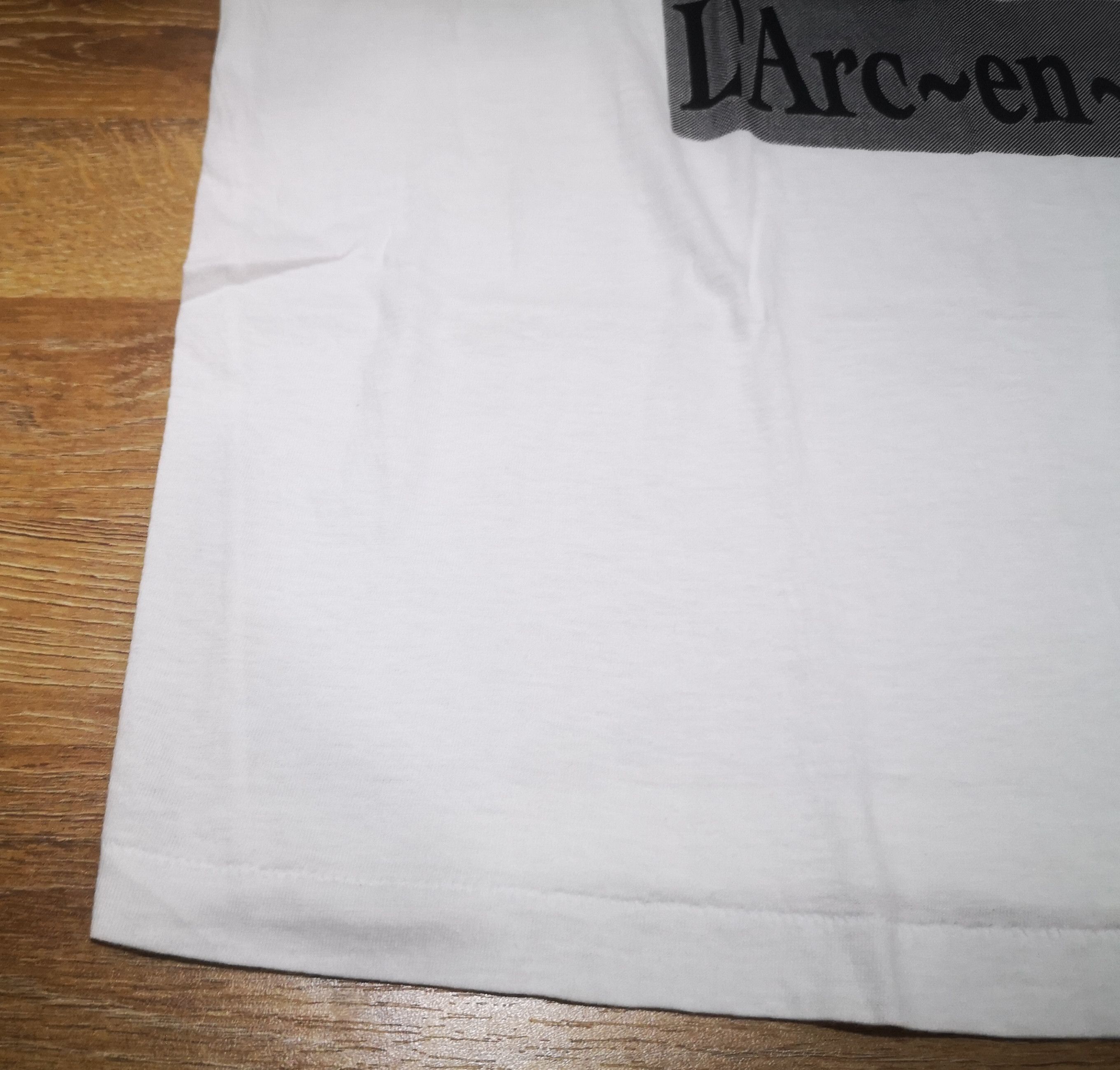 Band Tees × Vintage Vintage Japan J Rock Band Tetsuya Hyde L'Arc-en-Ciel Laruku Size US M / EU 48-50 / 2 - 7 Thumbnail