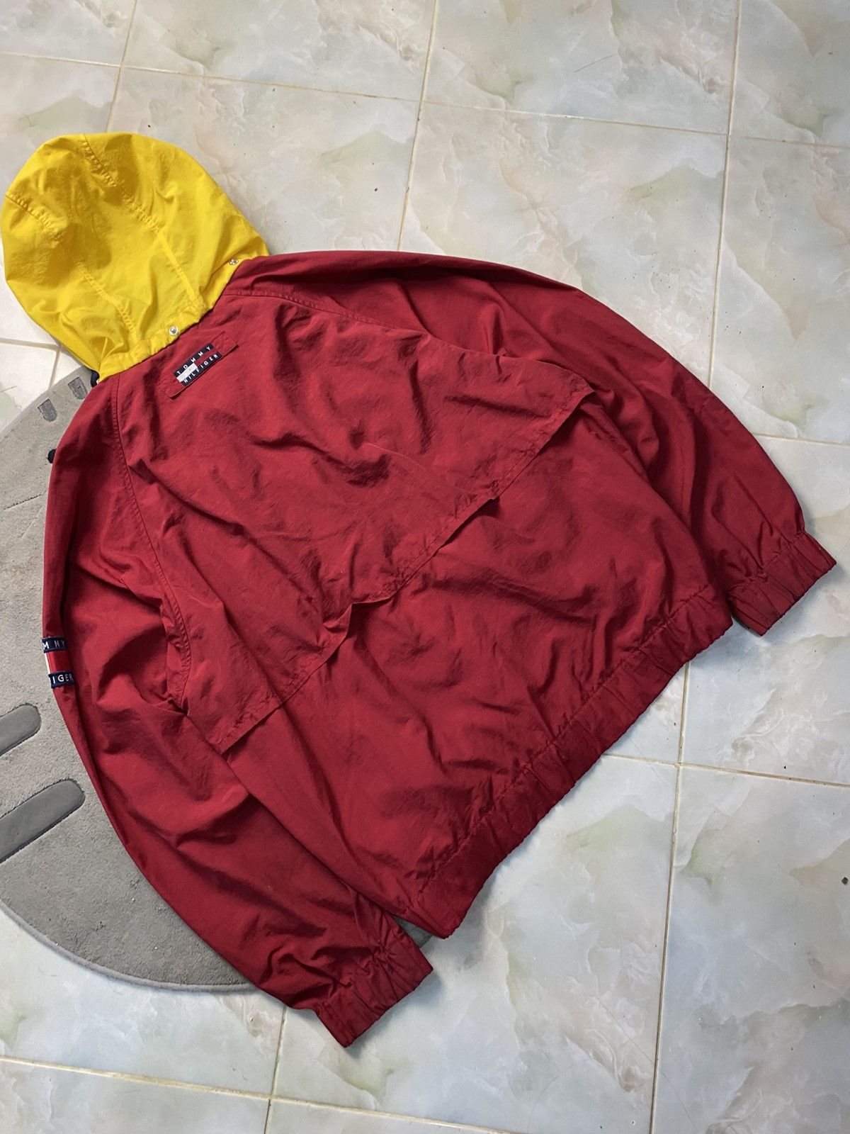 Tommy Hilfiger Vintage 90’s Tommy Hilfiger Full Zip Light Jacket block Size US L / EU 52-54 / 3 - 15 Thumbnail