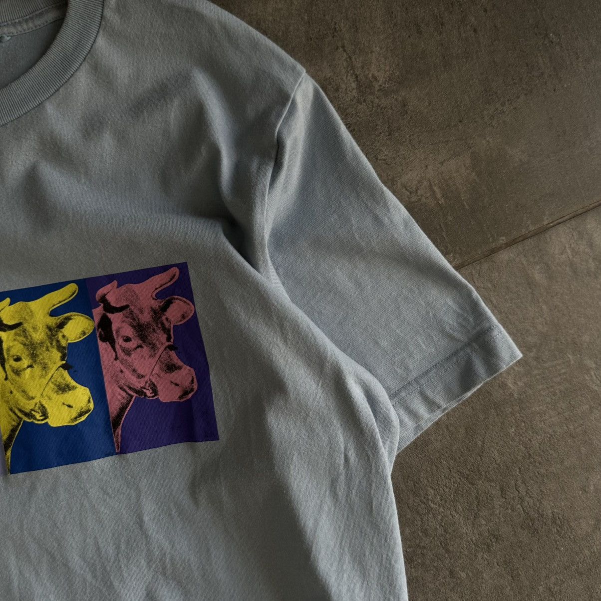 Uniqlo Vintage Uniqlo Andy Warhol T-shirts Big Logo Cows Y2K 00s Size US L / EU 52-54 / 3 - 3 Thumbnail