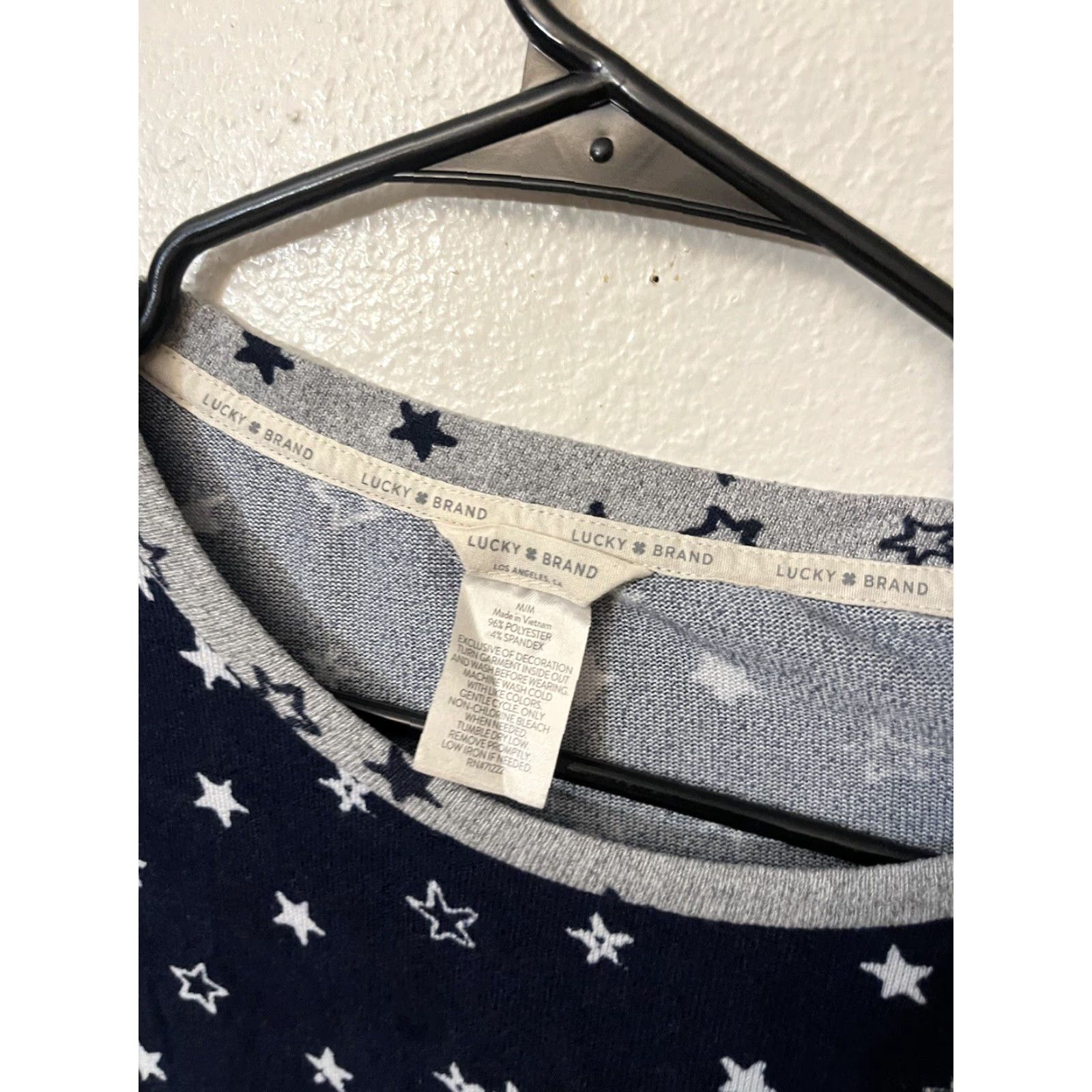 Lucky Brand Lucky Brand Pajama Top Women M Navy Blue Stars Short Sleeve Sleepwear Size M / US 6-8 / IT 42-44 - 2 Thumbnail