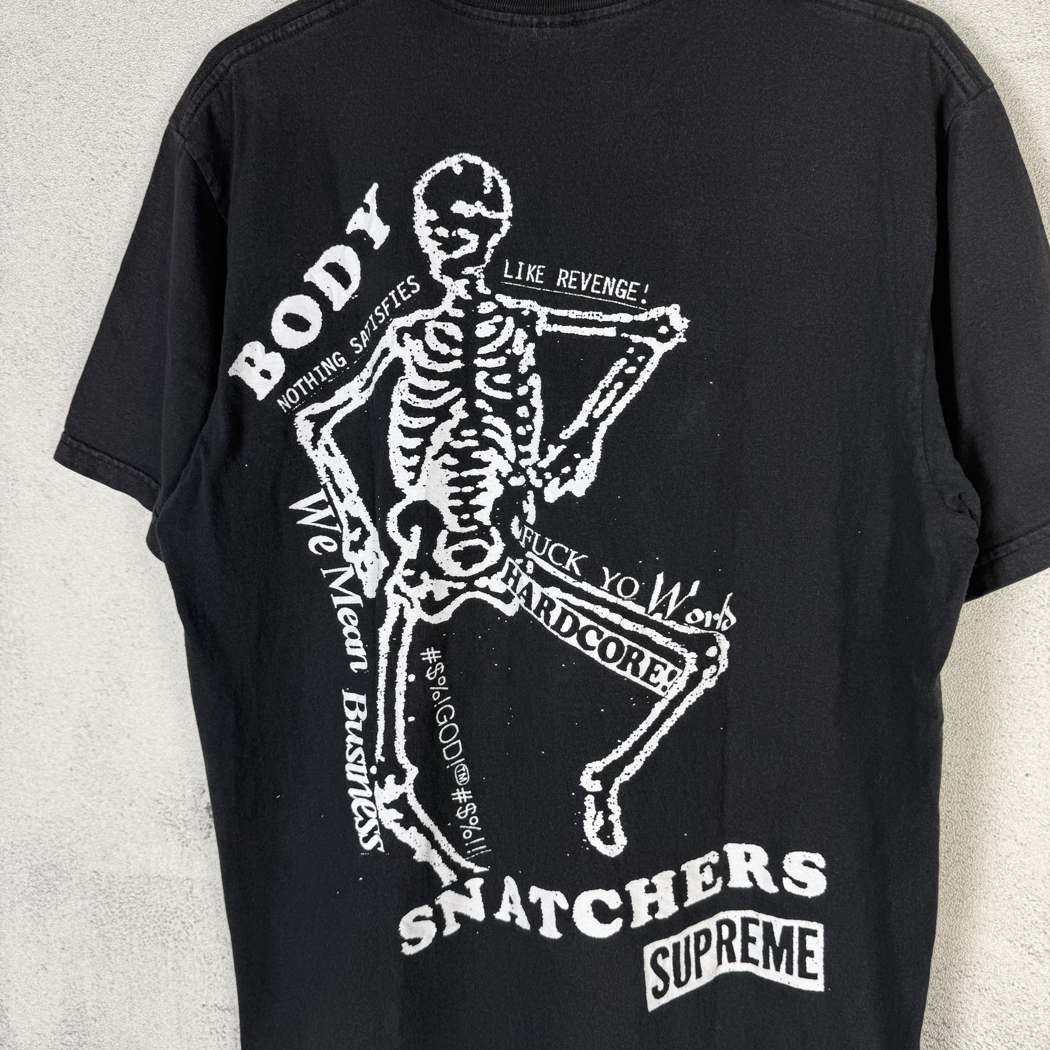 Supreme SS23 Supreme Body Snatchers Tshirt Size US L / EU 52-54 / 3 - 2 Thumbnail