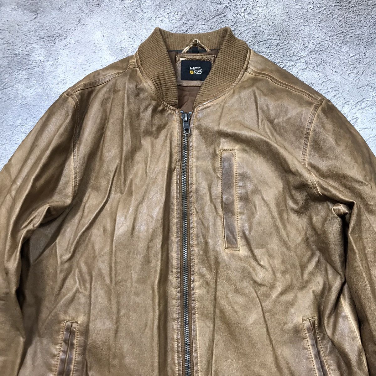 Vintage Vintage Y2K Tan Bomber Jacket Streetwear Casual 90s Baggy L Size US L / EU 52-54 / 3 - 2 Thumbnail