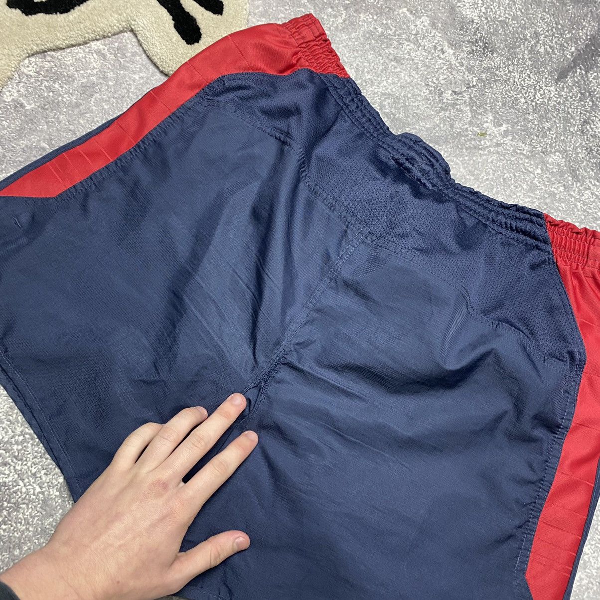 Umbro × Vintage Vintage Umbro England National Soccer Team shorts Size US 34 / EU 50 - 8 Thumbnail