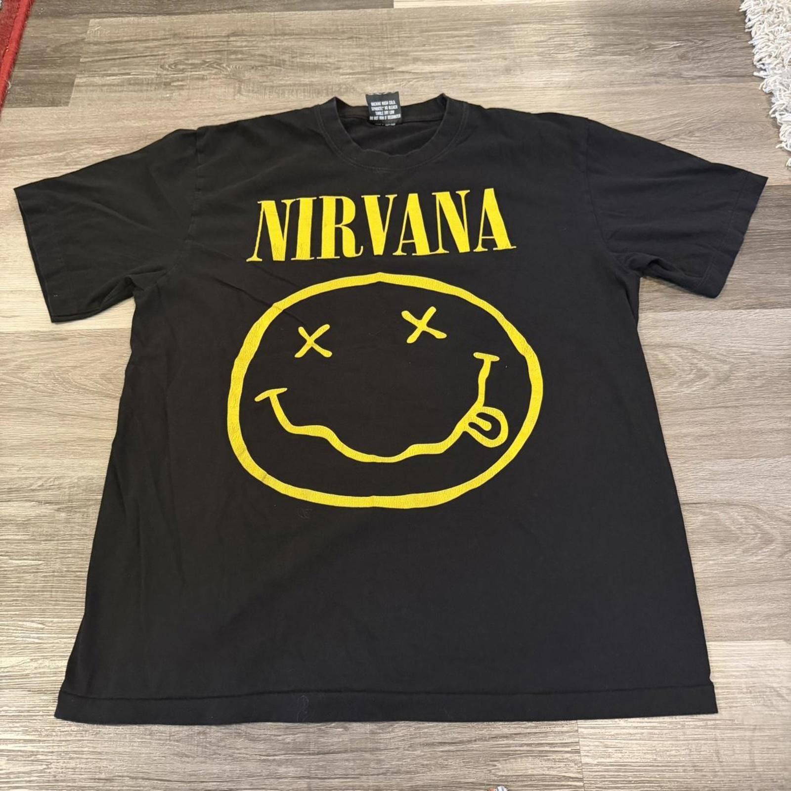 Other Vintage nirvana smiley t shirt XL Size US XL / EU 56 / 4 - 3 Thumbnail