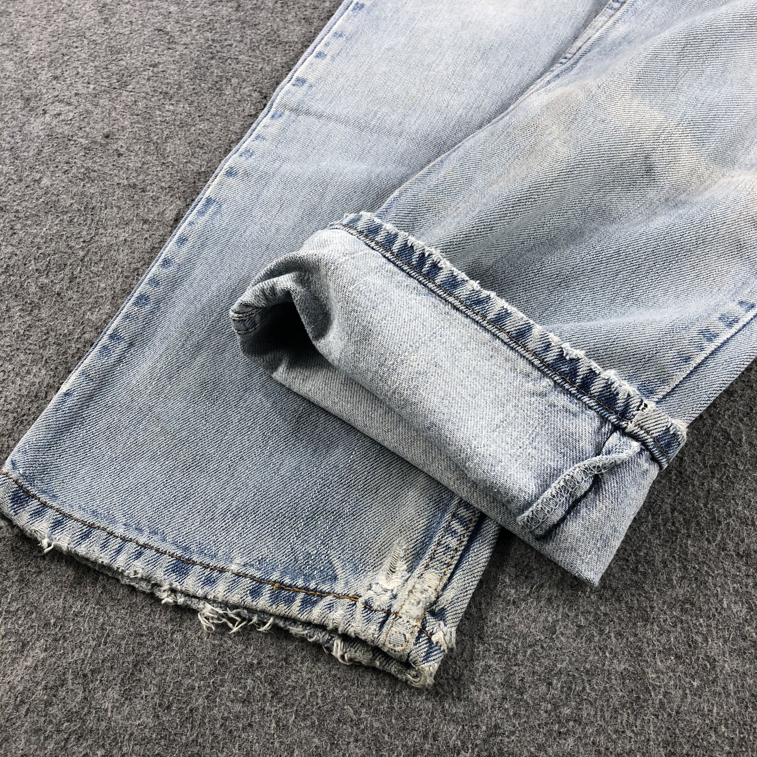 Levi's Vintage Light Wash Levis 505 Jeans-J2182 Size US 27 - 7 Thumbnail
