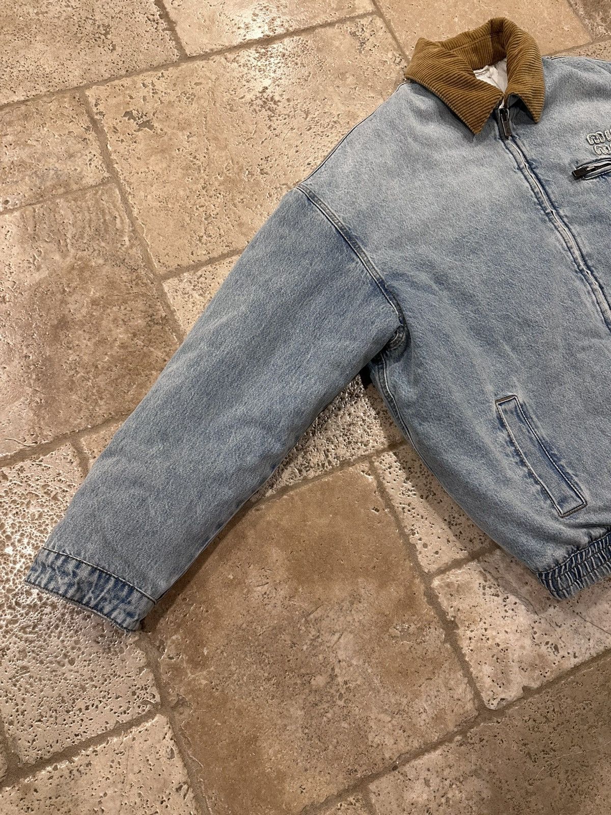 Miu Miu Miu Miu FW24 Corduroy Collar Light Wash Denim Jacket Size US L / EU 52-54 / 3 - 9 Thumbnail