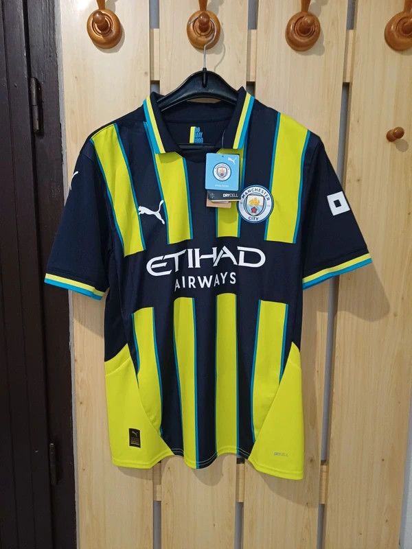Puma Puma Manchester City 2024/25 Away Shirt (Haaland 9) Size US M / EU 48-50 / 2 - 2 Thumbnail