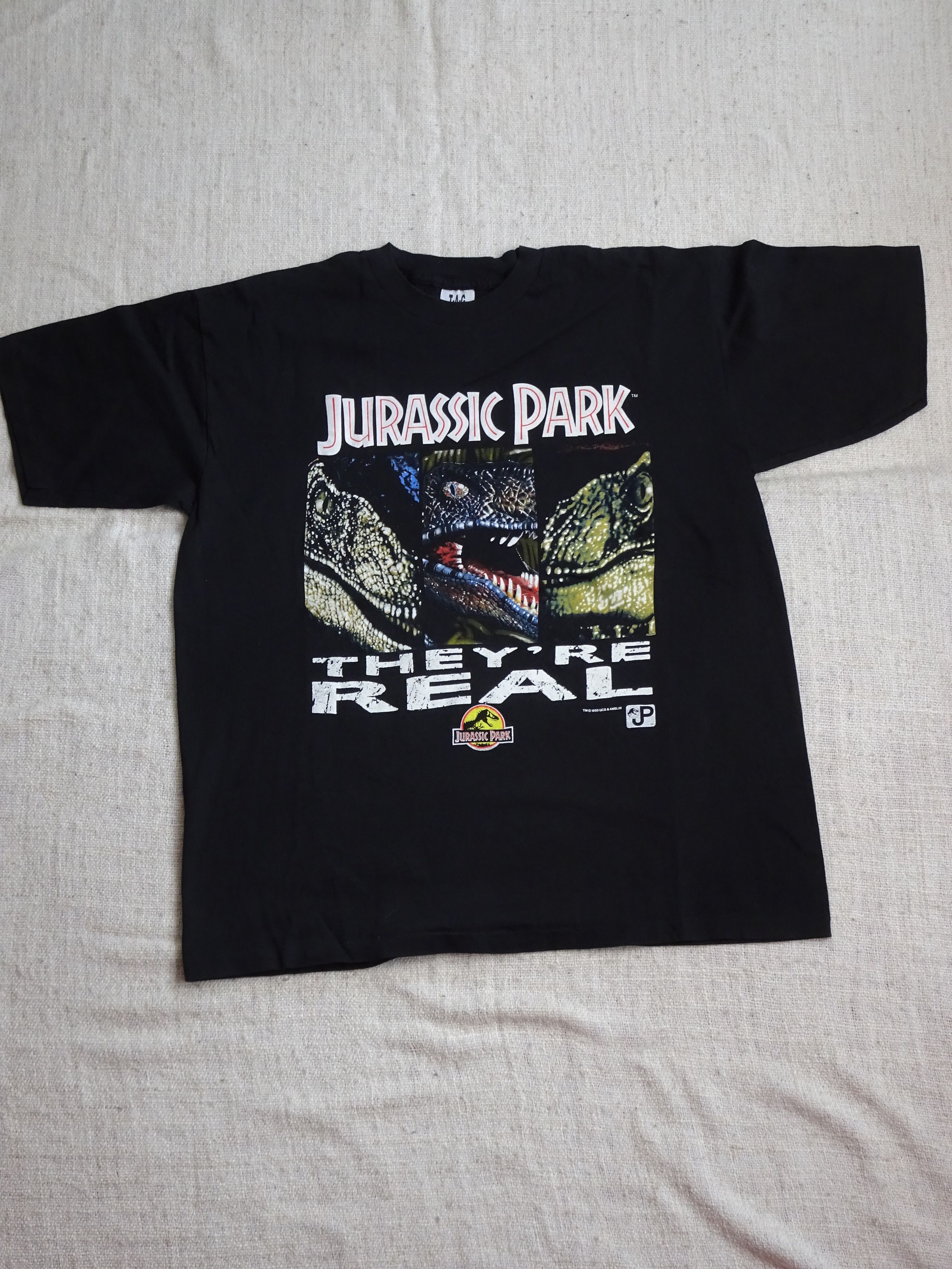 Vintage Vtg 90s Single Stitch Jurassic Park Graphic Tee T.A.G Size US XL / EU 56 / 4 - 1 Thumbnail