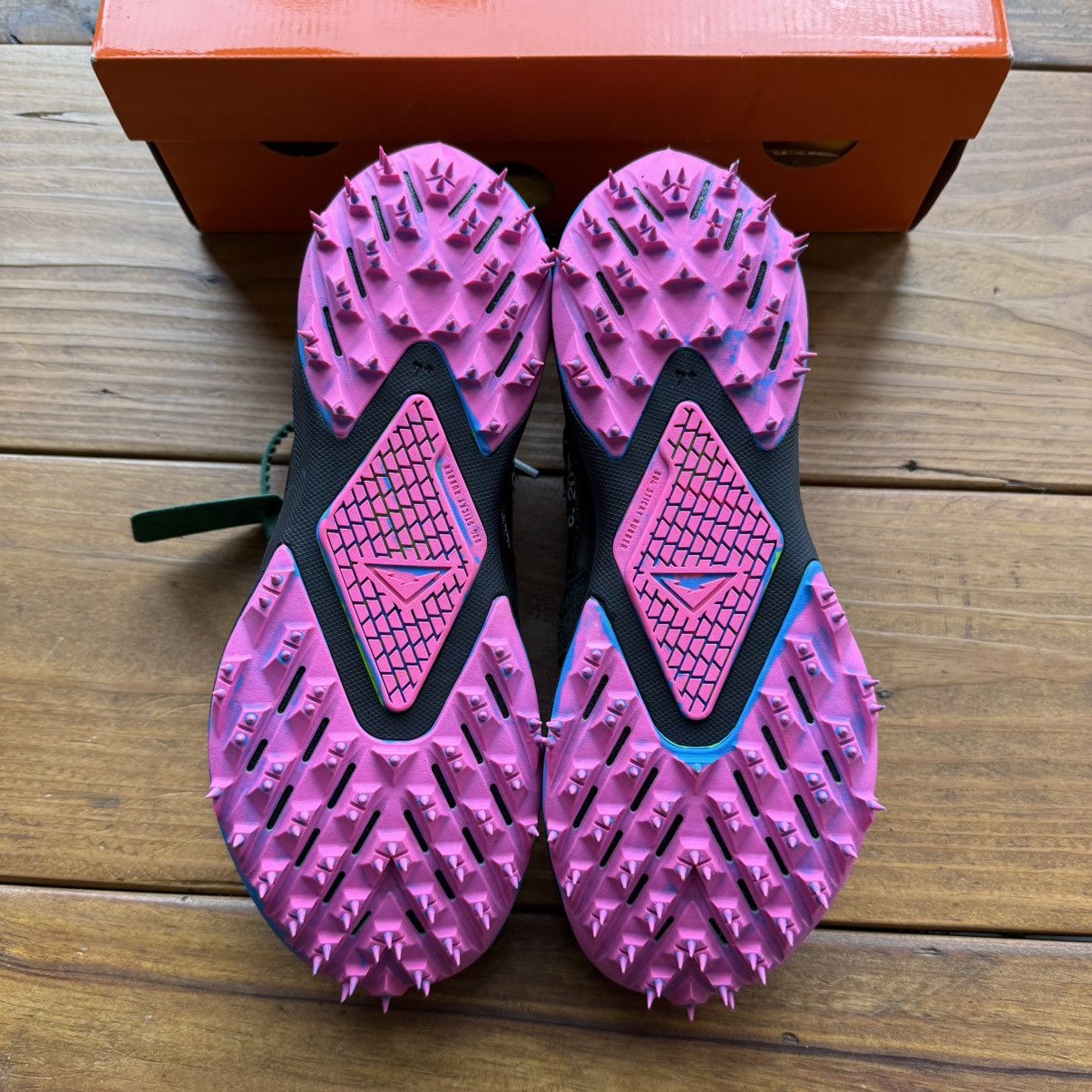 Nike × Off-White CD8179 001 - Off-White x Air Zoom Terra Kiger 5 'Black' Size US 9.5 / EU 42-43 - 10 Thumbnail