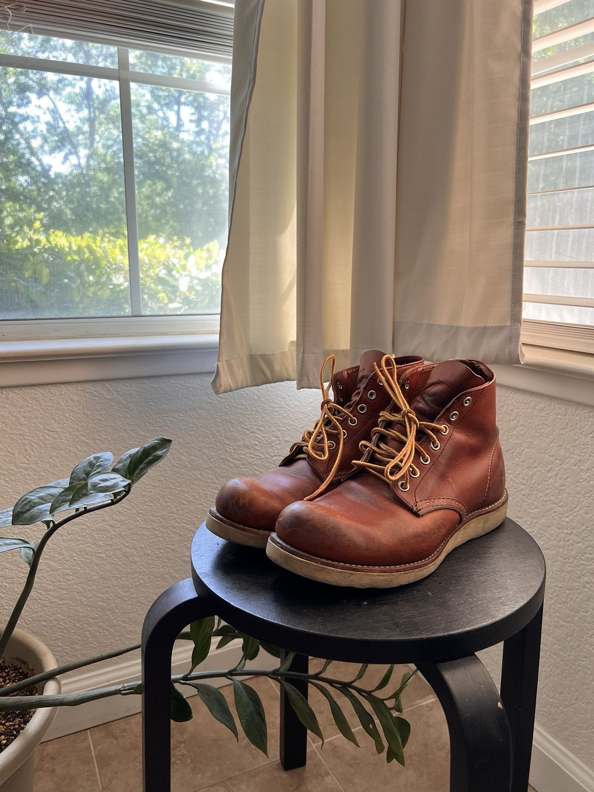 Red Wing Red Wing 8822 Round Toe Boots Grailed