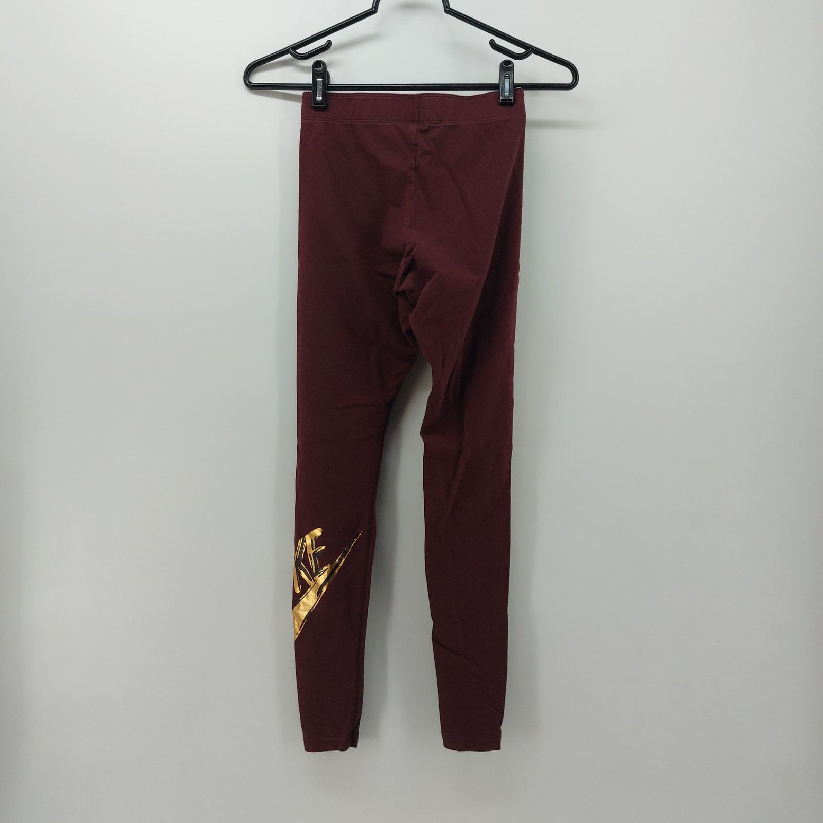 Nike Nike Athletic Leggings Size XS Burgundy Red Gold Print Sport Size 22" - 6 Thumbnail