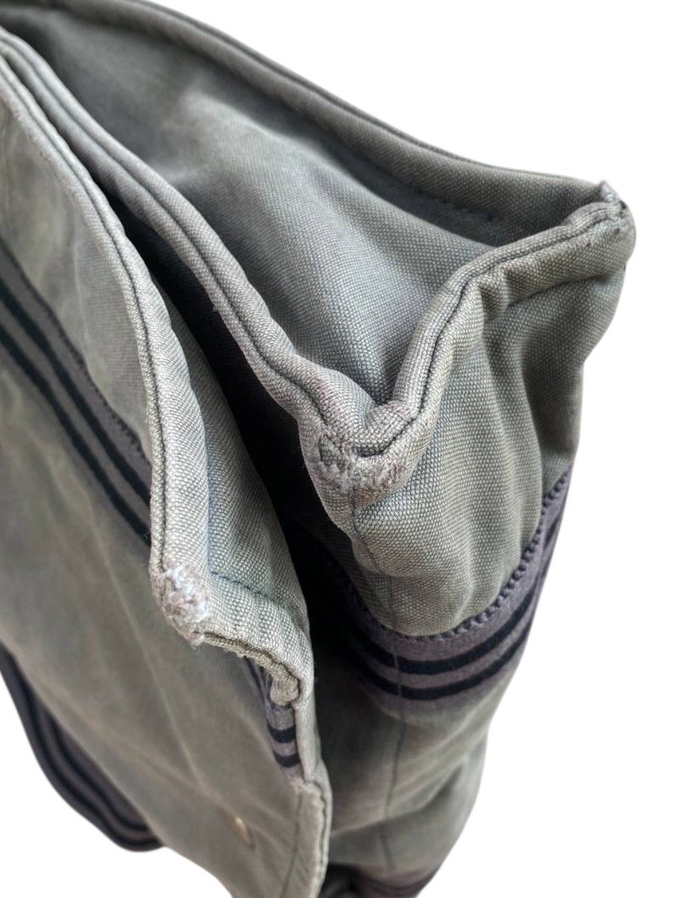 Hermes Y2K 2000’s Hermes Herline Sunfaded Canvas Messenger Bag Size ONE SIZE - 18 Thumbnail