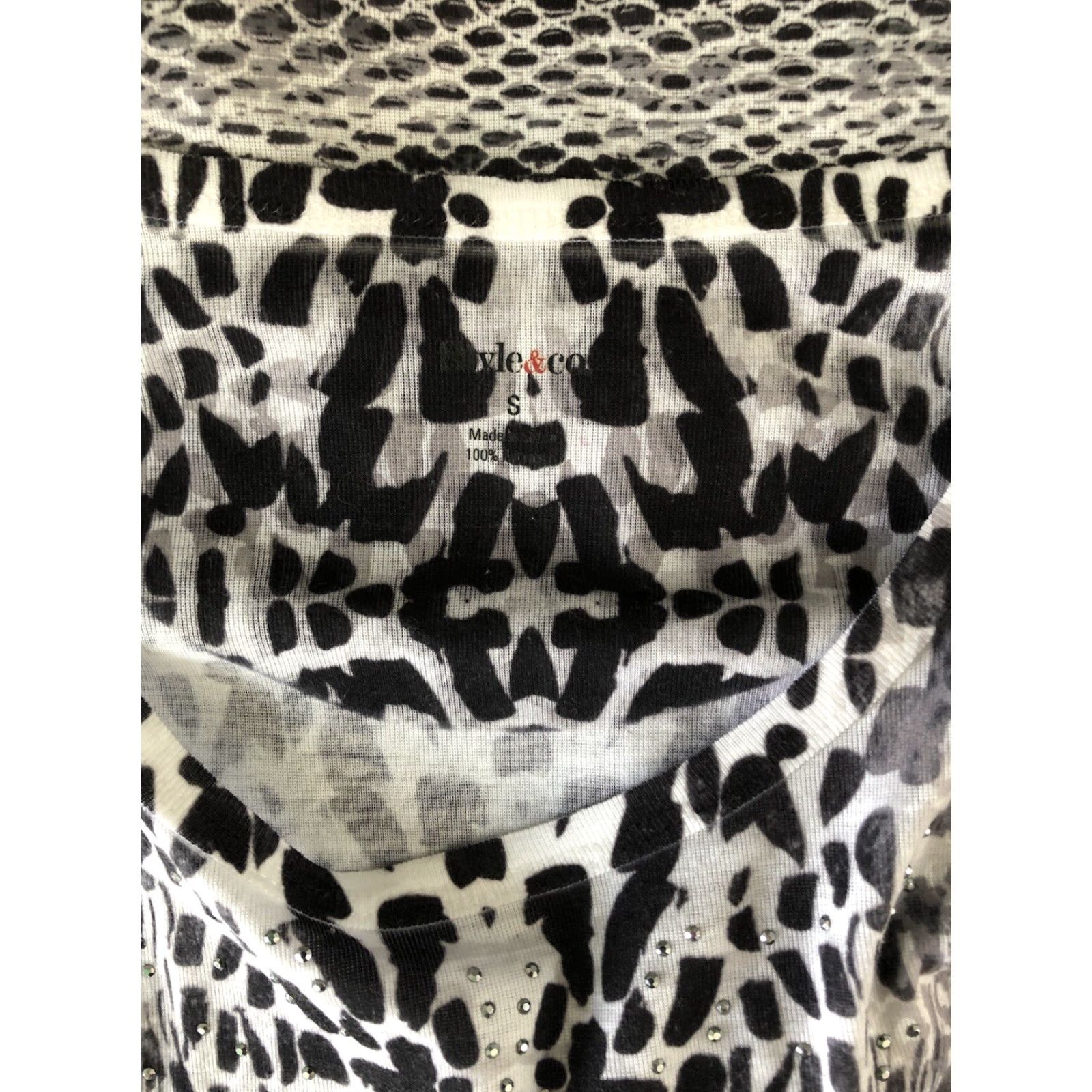 Style & Co Style & Co T-Shirt Top Gray Snake Print Beaded Scoop Neck Hi-Low 90s Boho Women Shirt S Size S / US 4 / IT 40 - 4 Thumbnail