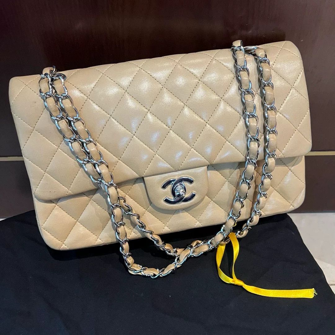 Chanel Pre-loved Bag Very good condition Size ONE SIZE - 1 Thumbnail