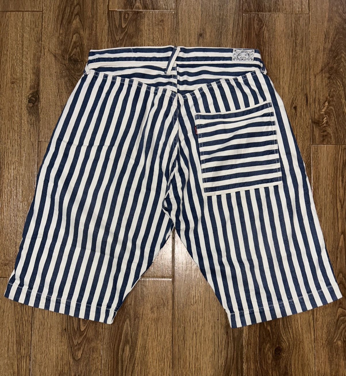 Evisu Evisu Hickory Denim Shortpants Size US 32 / EU 48 - 7 Thumbnail