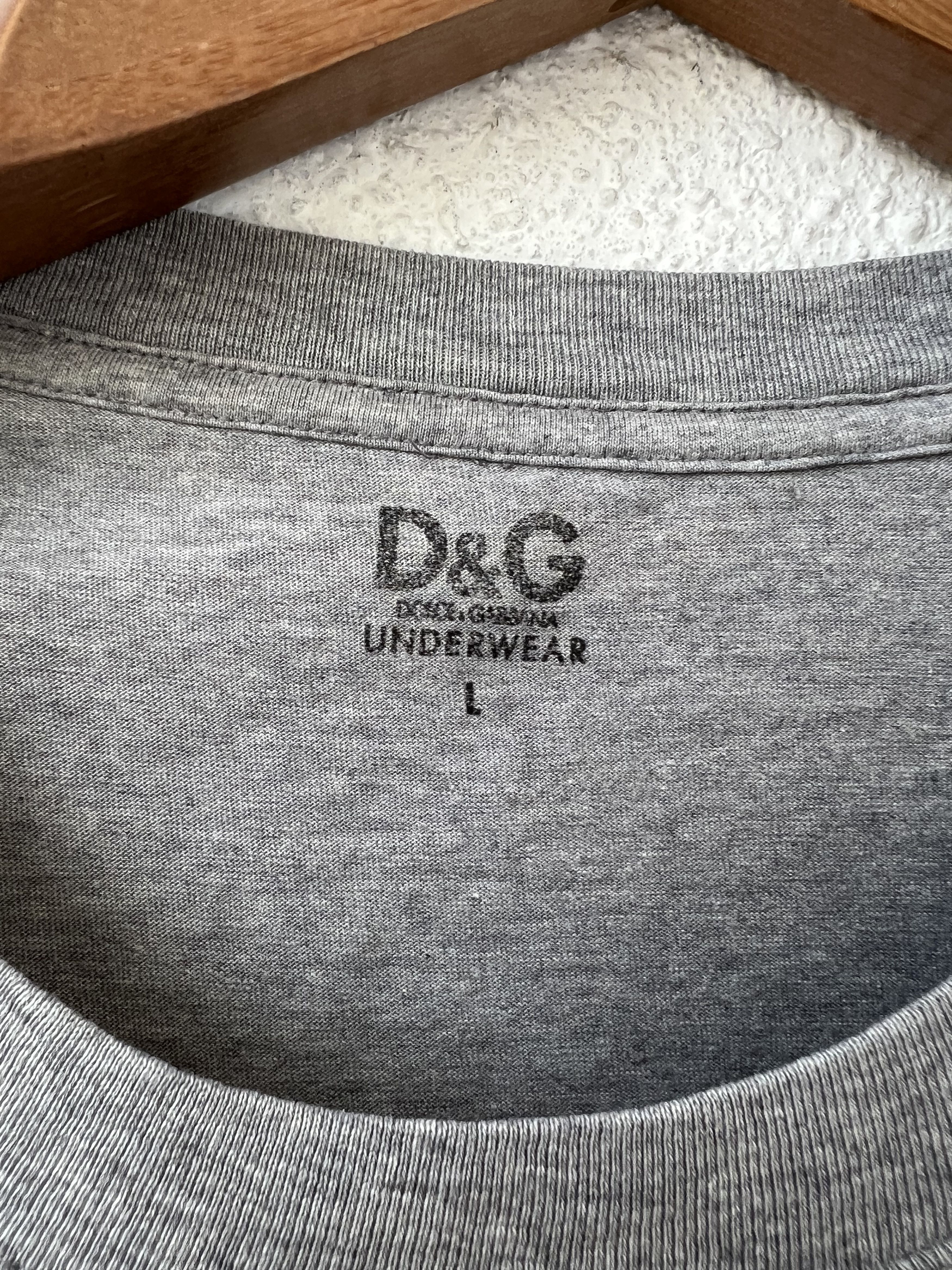 Dolce & Gabbana Dolce Gabbana T-shirt L Size US L / EU 52-54 / 3 - 3 Thumbnail