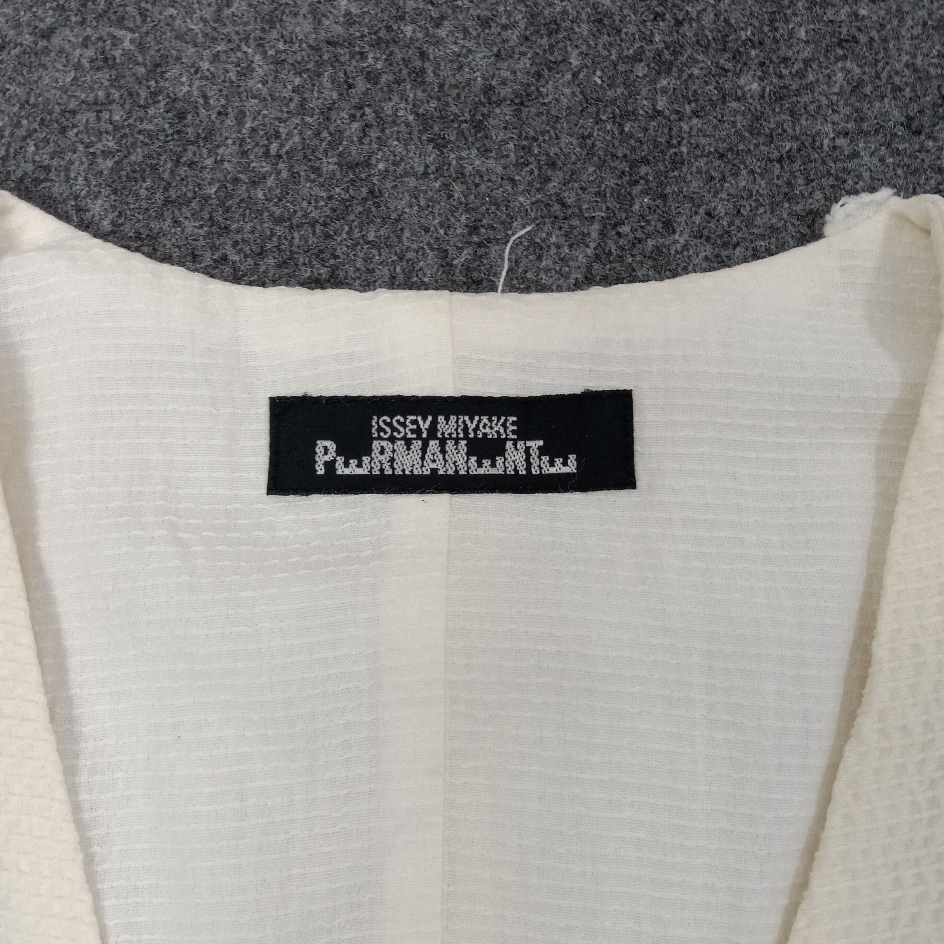 Issey Miyake Issey Miyake Permanente Japanese Designer Vests C259N19 Size US S / EU 44-46 / 1 - 3 Thumbnail