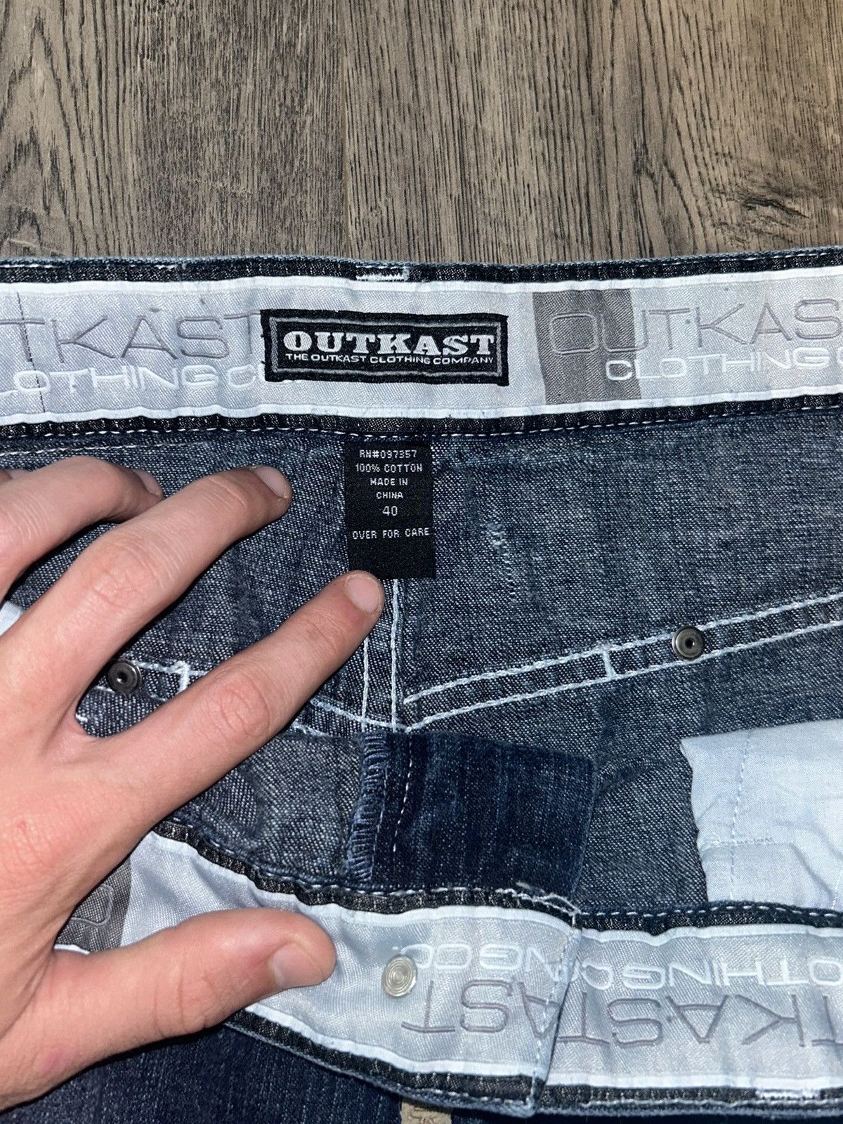 Outkast × Vintage vintage y2k baggy outkast jorts Size US 40 / EU 56 - 6 Thumbnail