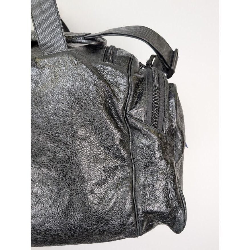 Adidas × Balenciaga o1rshd1 Aged Arena Lamb Gym Bag in Black/White Size ONE SIZE - 11 Thumbnail