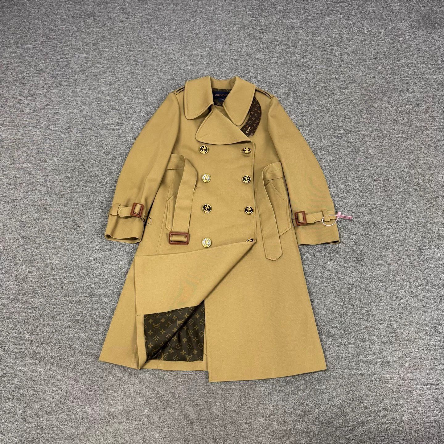 Louis Vuitton LV khaki lining monogram all over trench 34 mint Size XS / US 0-2 / IT 36-38 - 1 Thumbnail