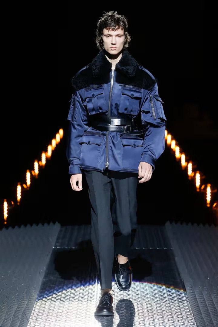 Prada Prada FW 2019 Runway jacket Size US S / EU 44-46 / 1 - 1 Thumbnail