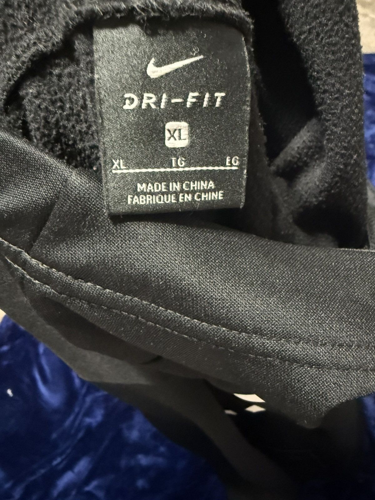 Nike nike hoodie Size US XL / EU 56 / 4 - 3 Thumbnail