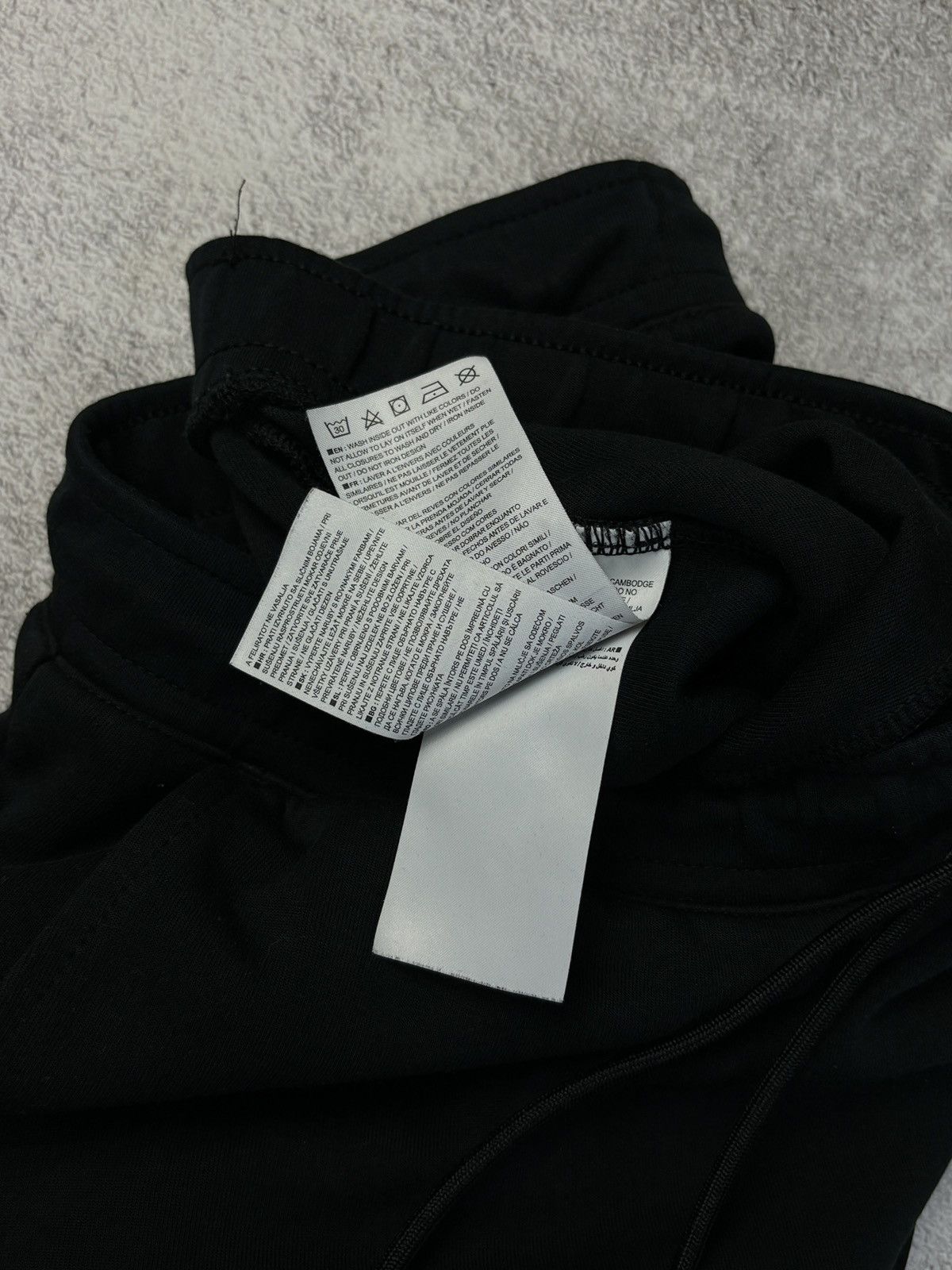 Nike Nike Tech Fleece Black Jogger Sweatpants Streetwear(2019) Size US 36 / EU 52 - 11 Thumbnail