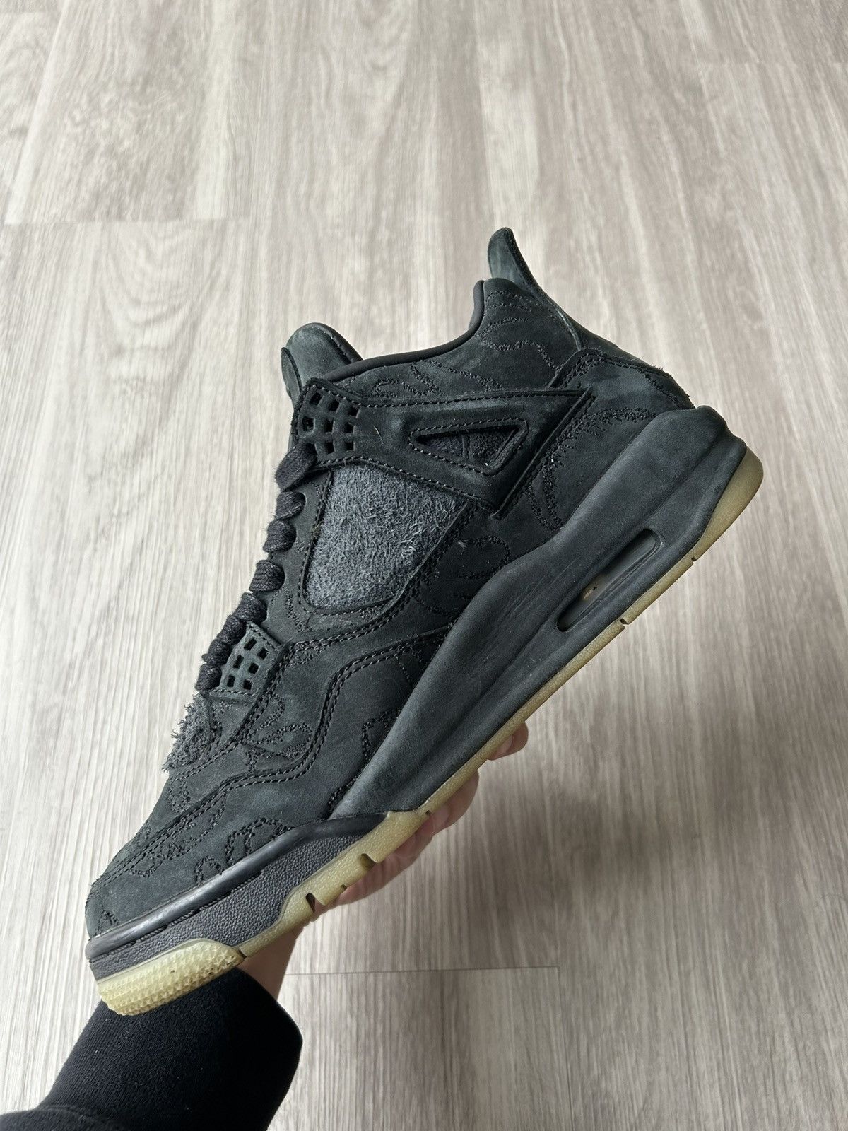 Jordan Brand × Kaws KAWS x Air Jordan Retro 4 Black Size 9 Size US 9 / EU 42 - 9 Thumbnail