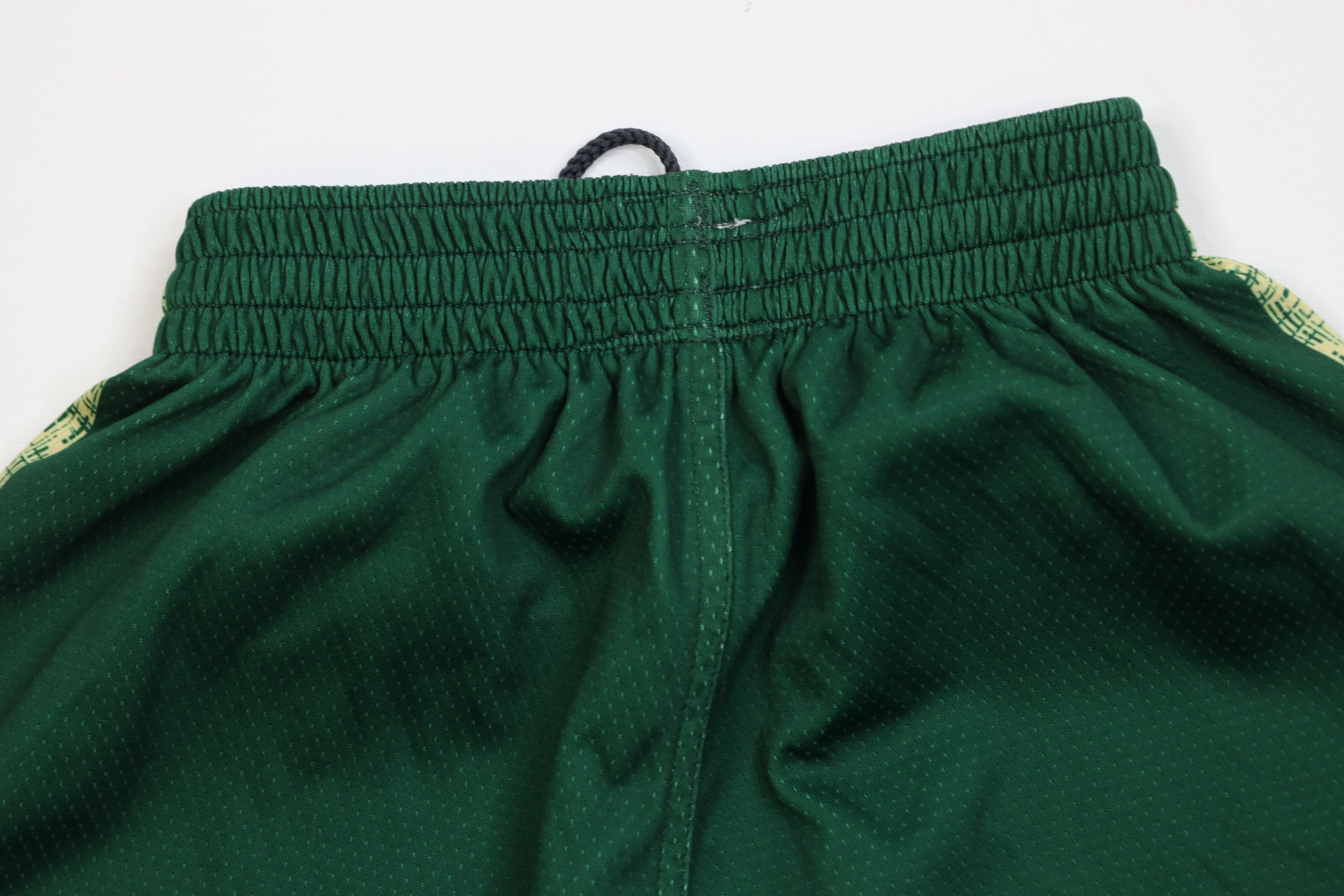 Russell Athletic Vintage 90s Russell Athletic Above Knee Basketball Shorts Size US 30 / EU 46 - 8 Thumbnail